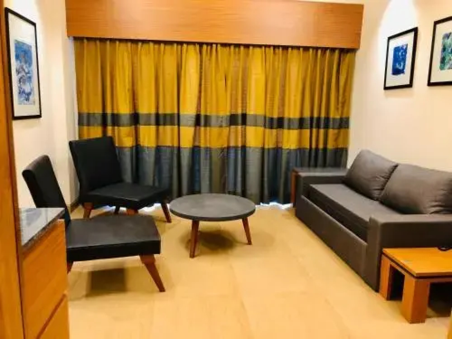 Merlot Suites