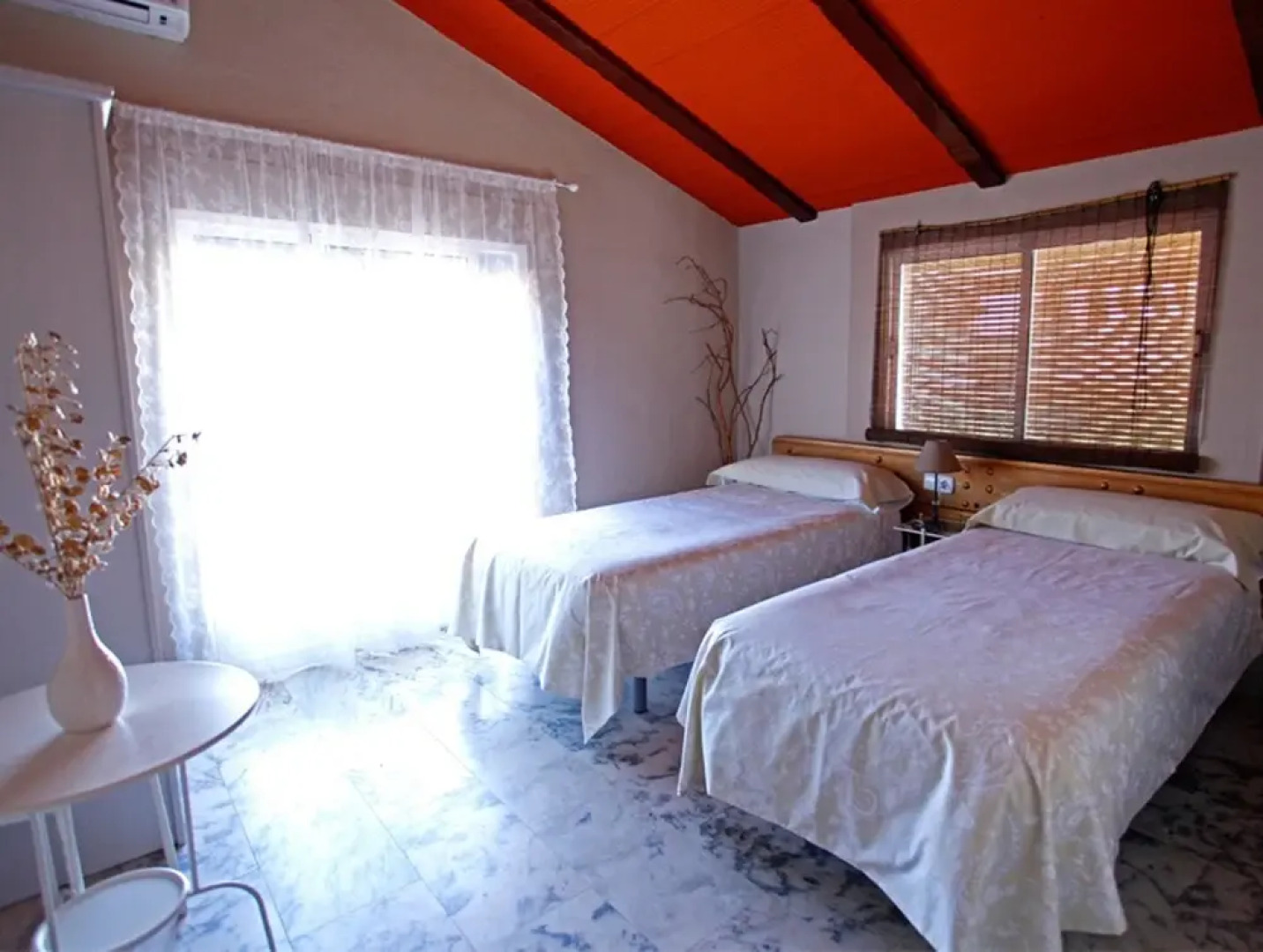 Villa With 8 Bedrooms in Mirandilla, With Wonderful Mountain View, Pri