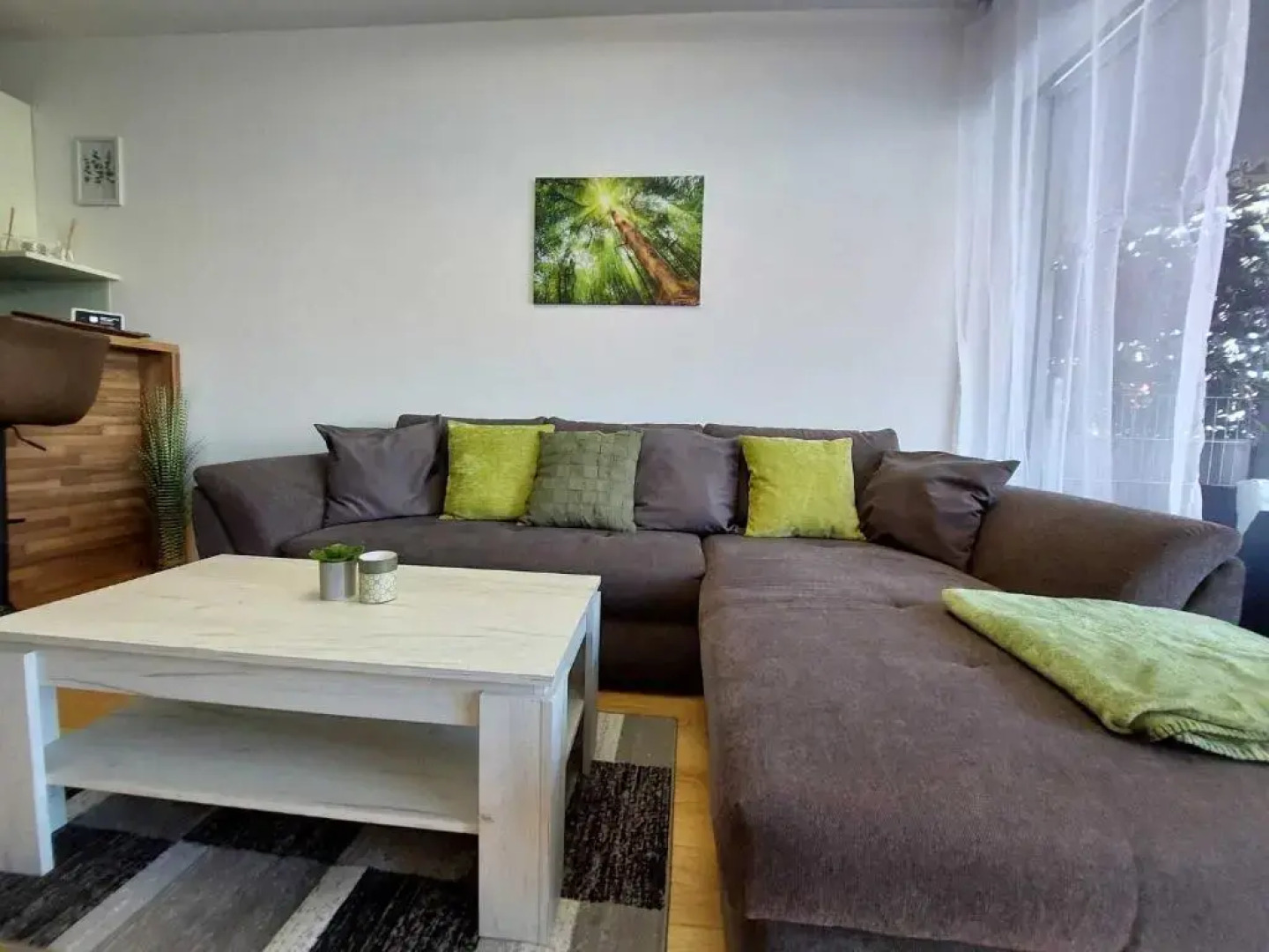 Dream Getaway Apartment with Jacuzzi and Pool