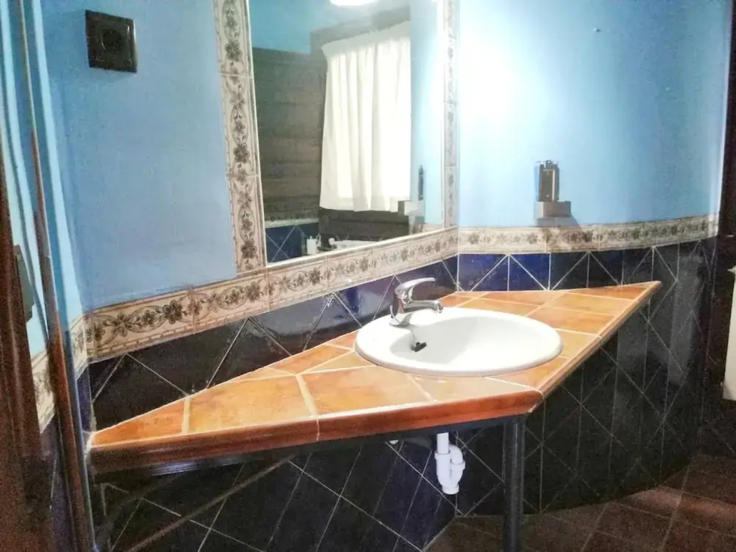 Apartment With 2 Bedrooms in San Martín de Valdeiglesias, With Wonderful Mountain View and Furnished Terrace