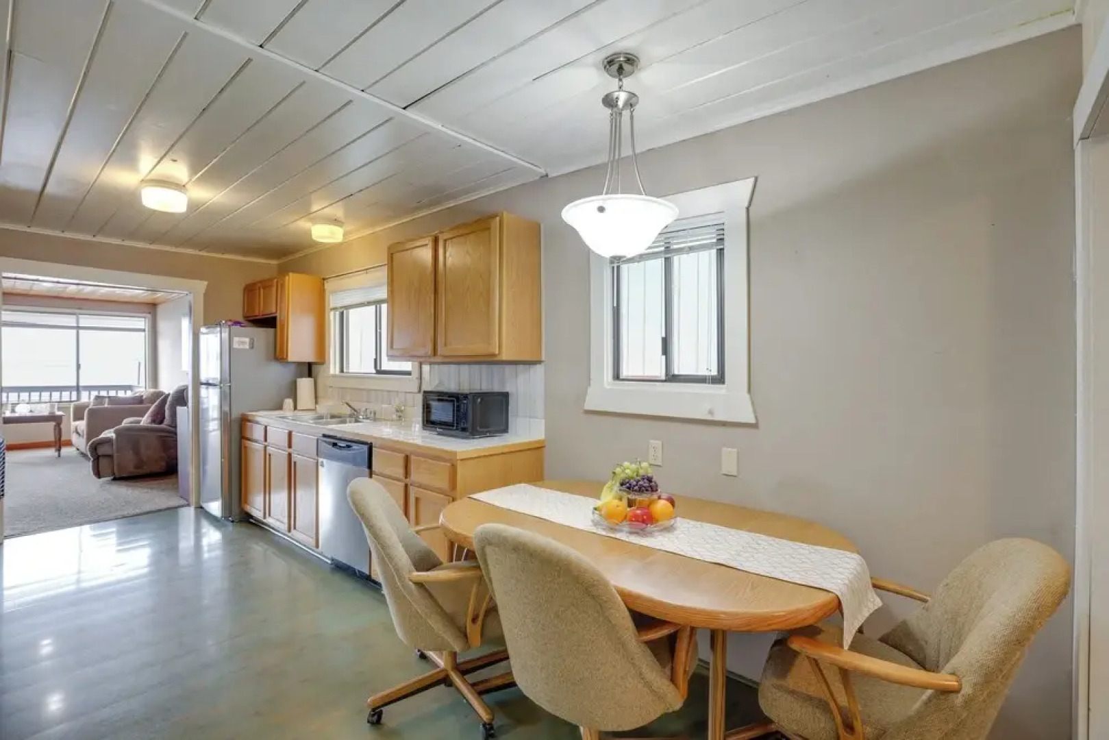 Hilltop Hideout w/ Sweeping Birch Bay Views