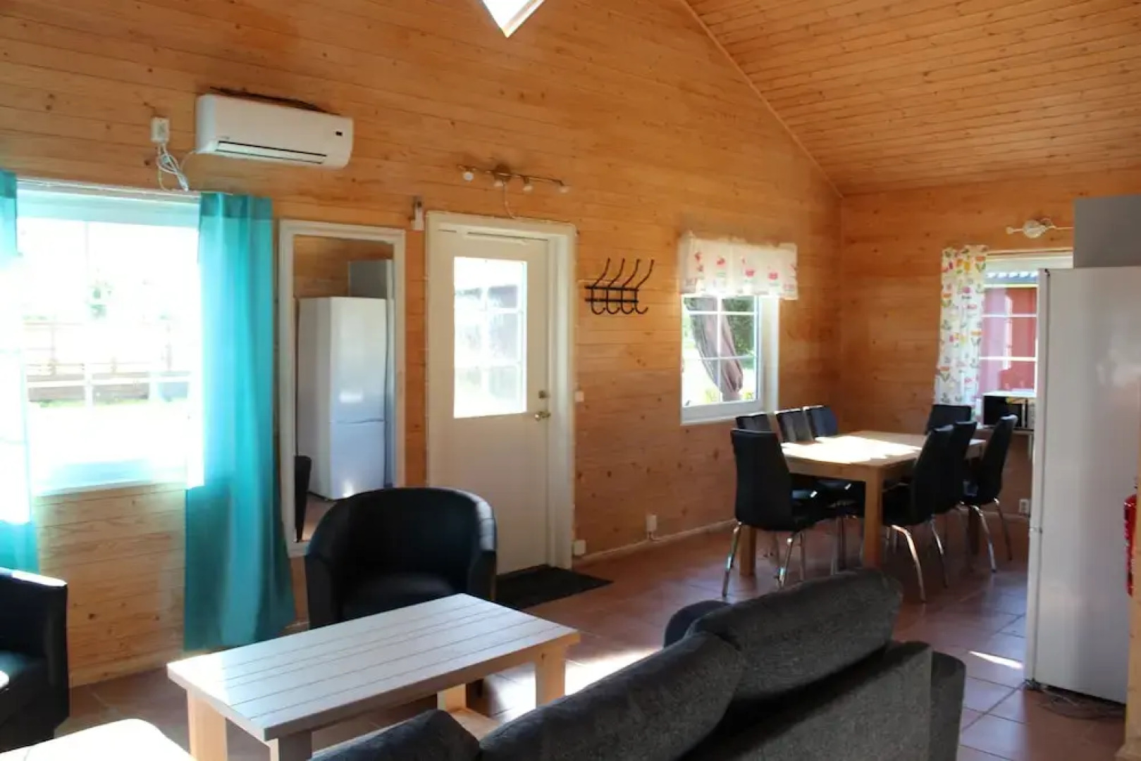 Semesterbyn Kåranäs