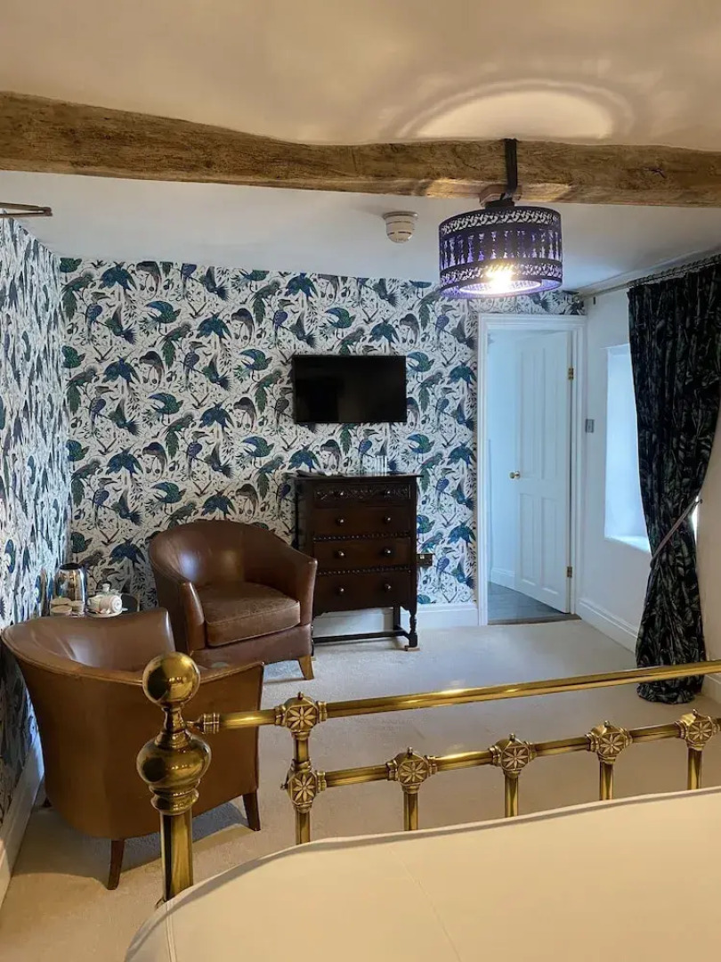 Three Cocks Coaching Inn