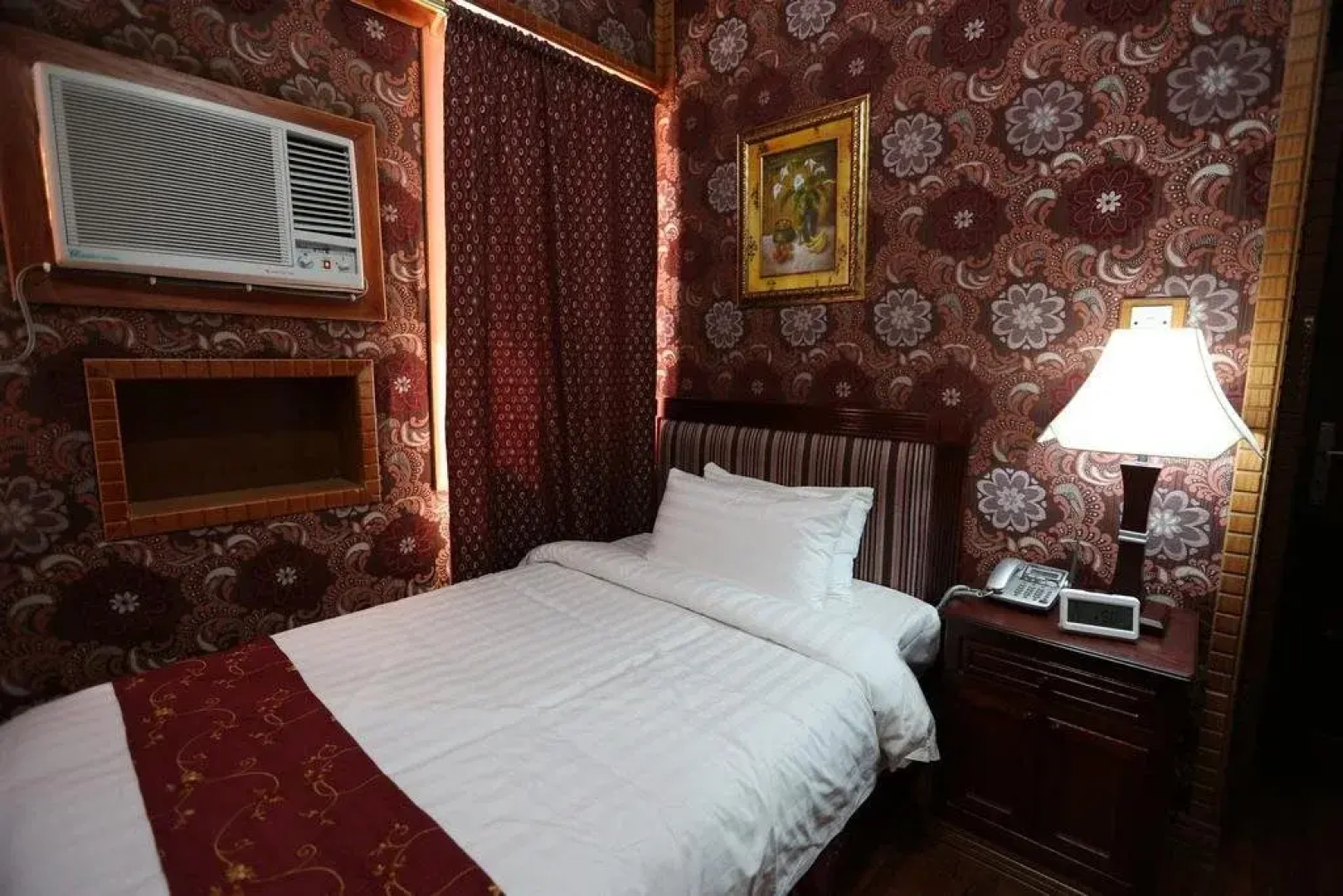 Moon Plaza Hotel