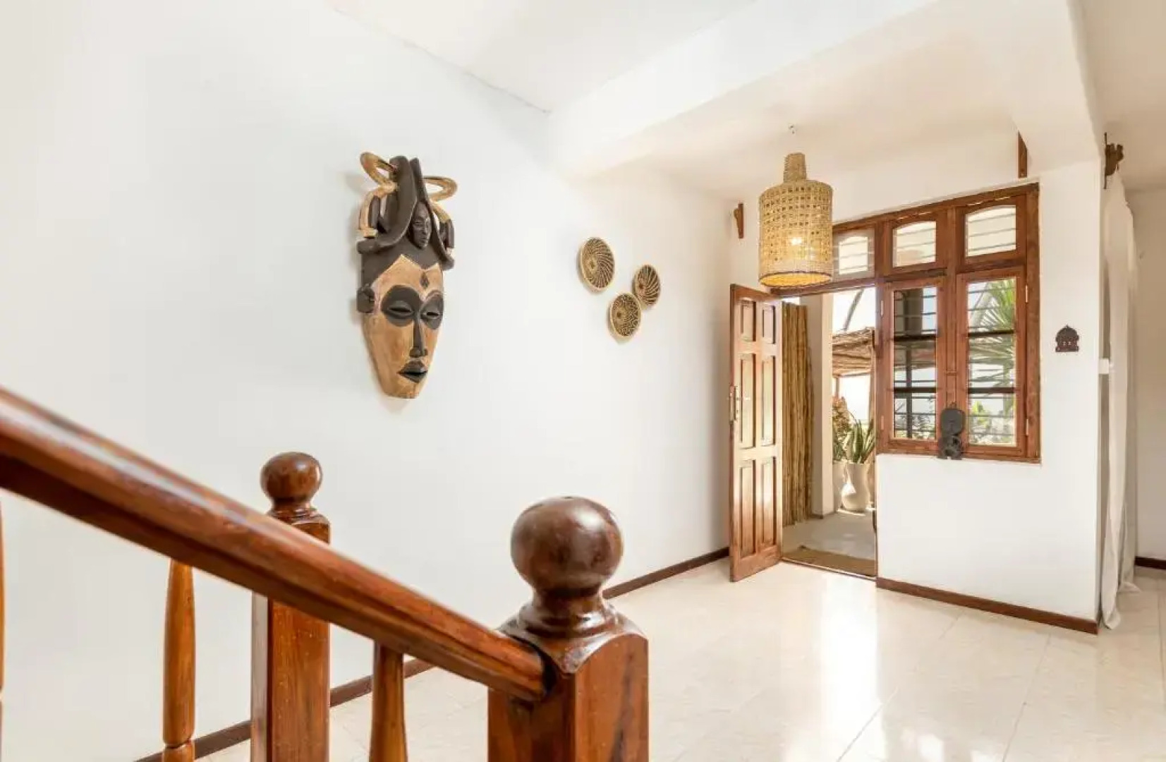 Kima Serviced Beach House & Suites