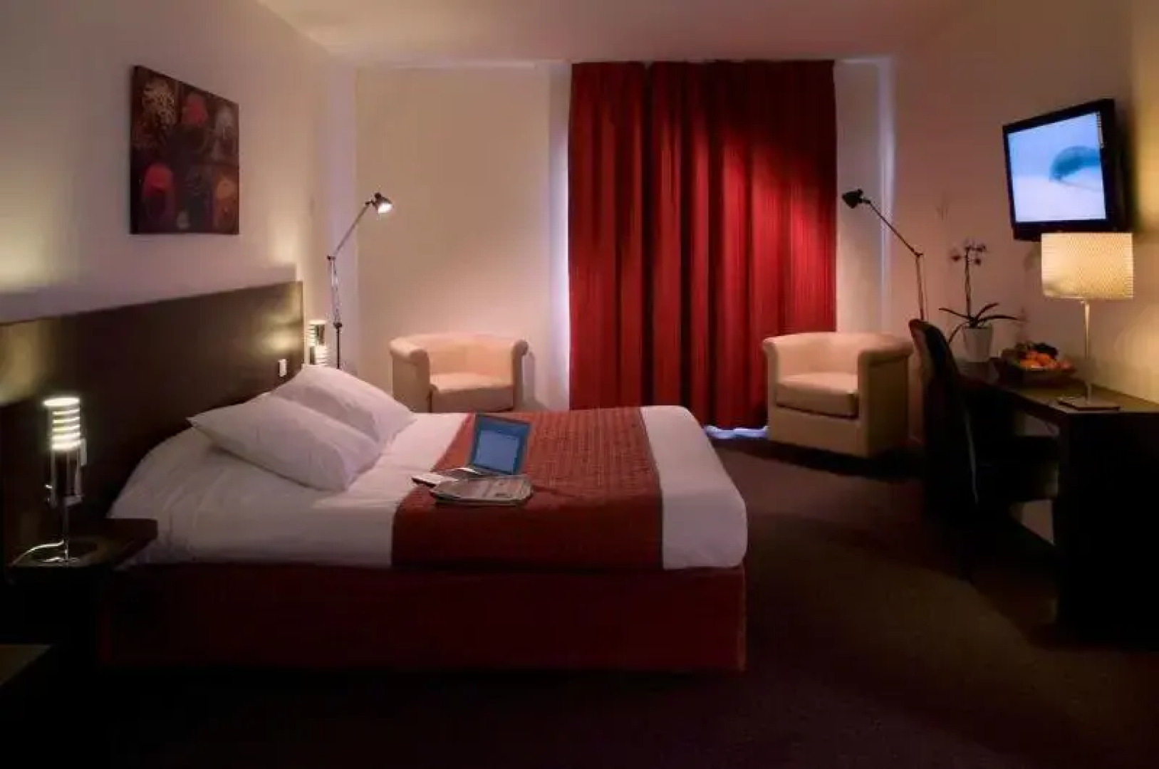 Villa Bellagio Apartments