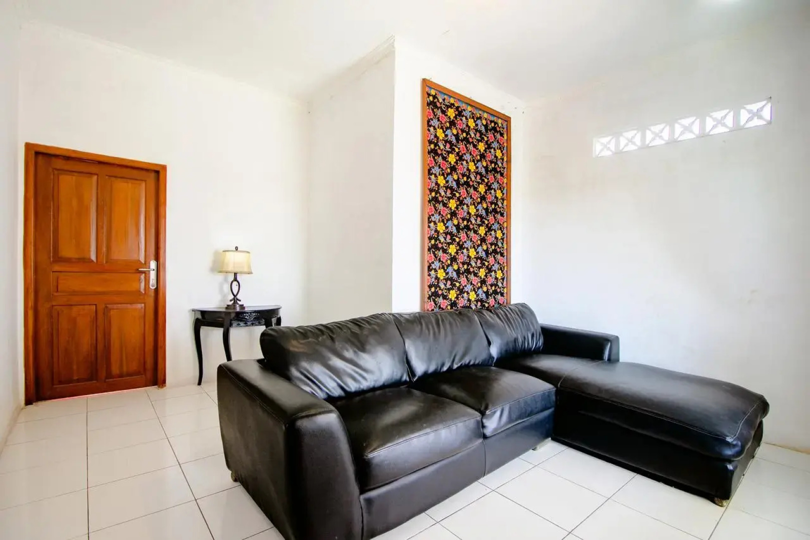 OYO 1533 The Paris Ocean