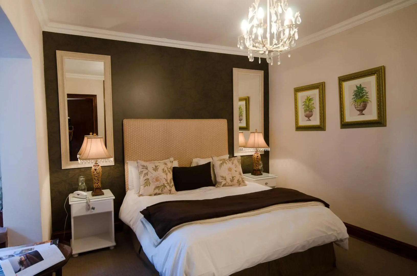 Rawdons Hotel & Brewery