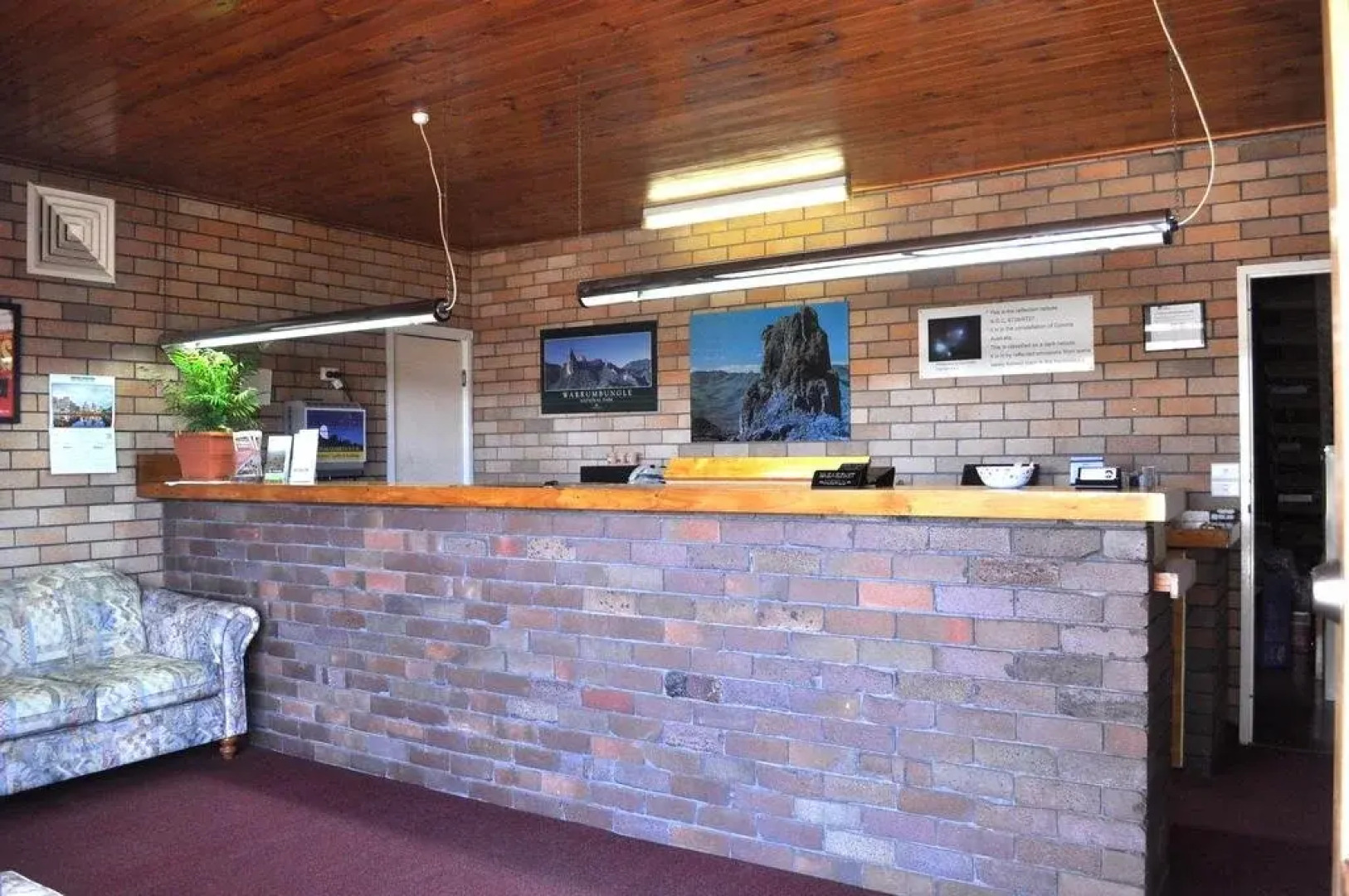 All Travellers Motor Inn