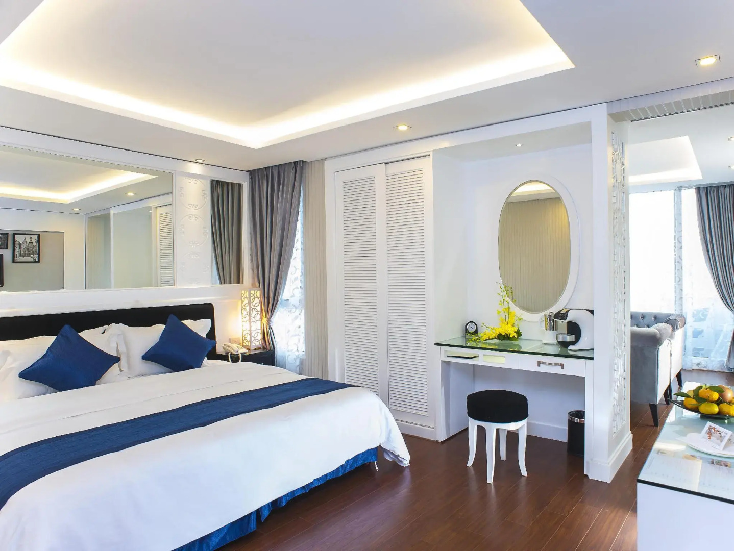 Minerva Church Hotel