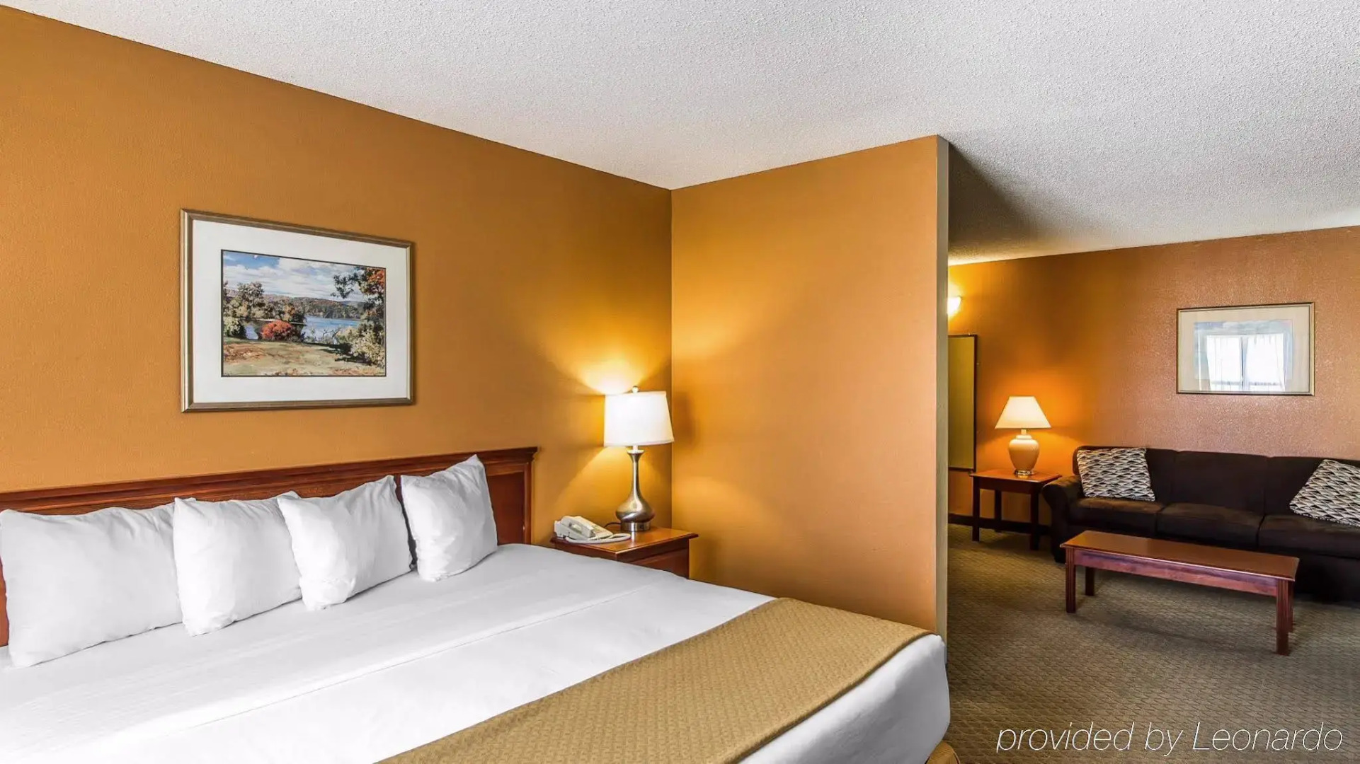 Comfort Inn & Suites