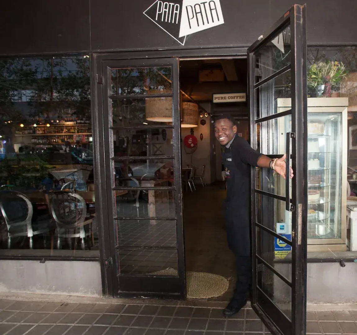 12 Decades Art Hotel