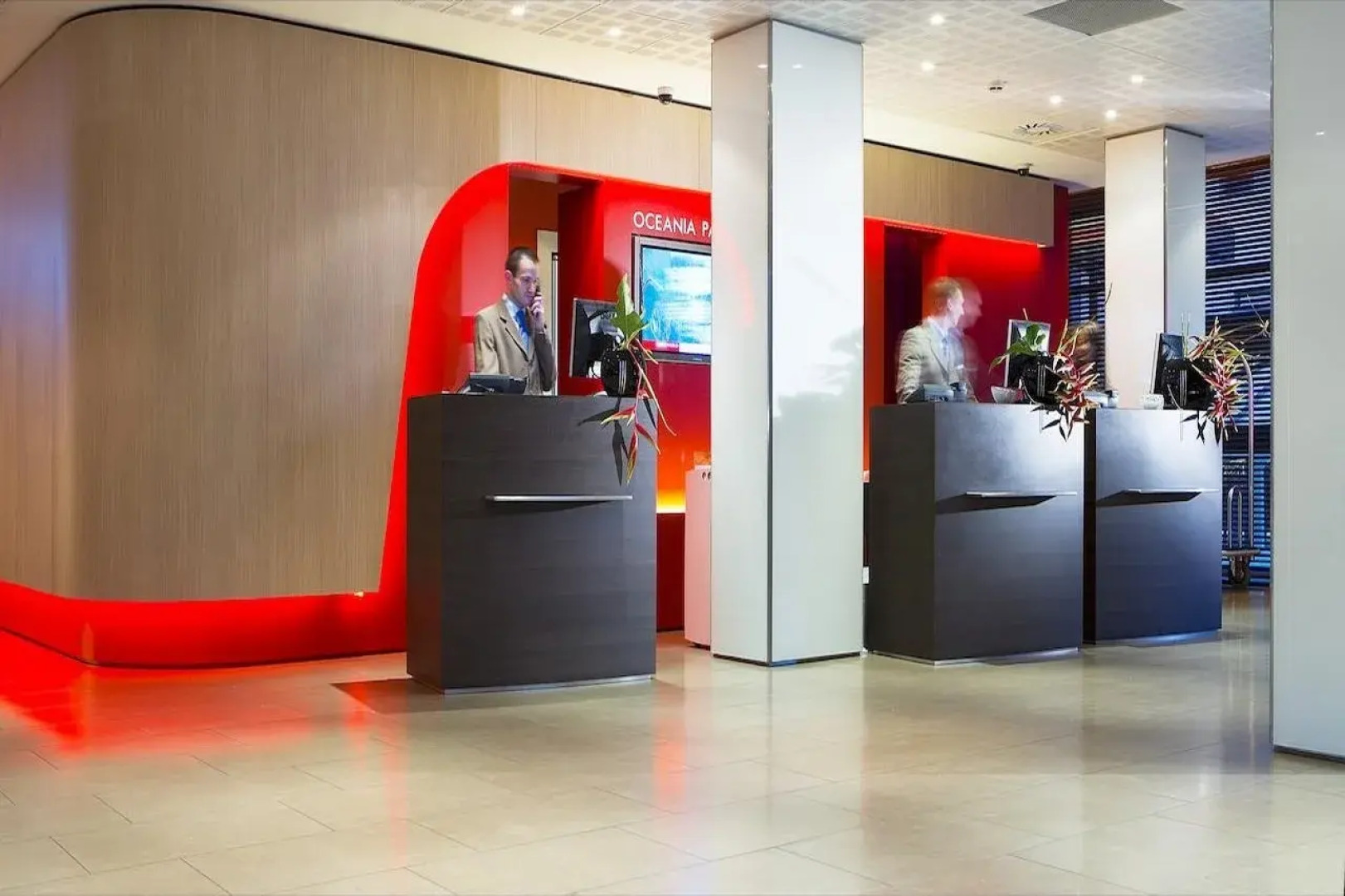 Hotel Oceania Paris Porte de Versailles