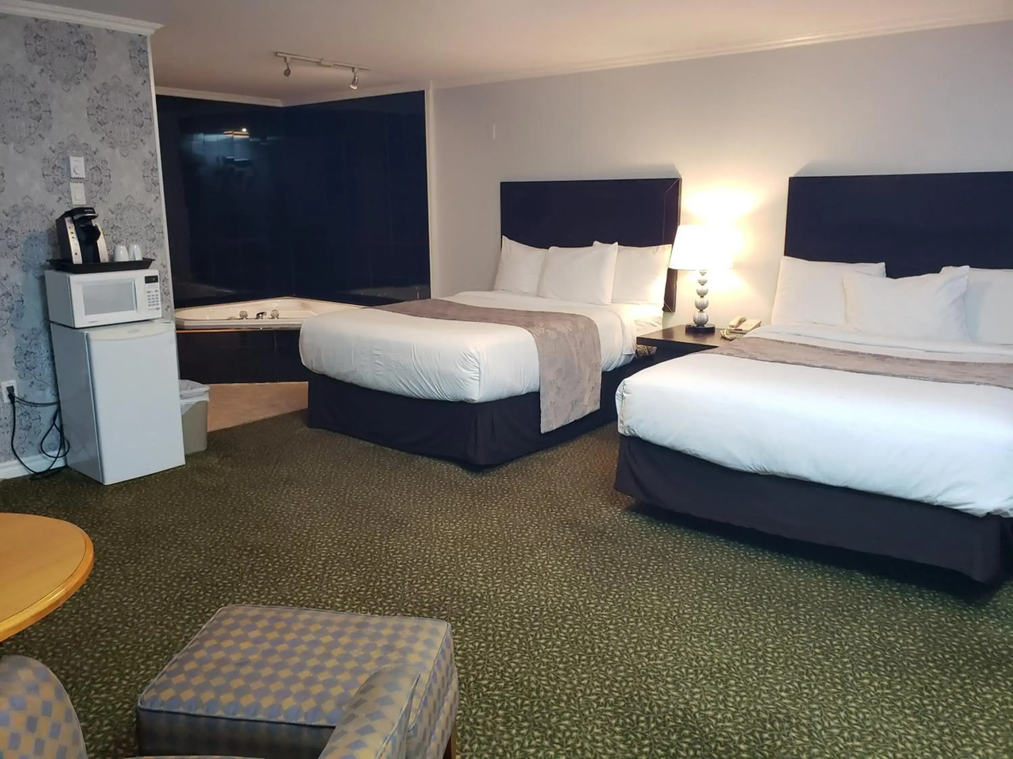 Regency Inn & Suites