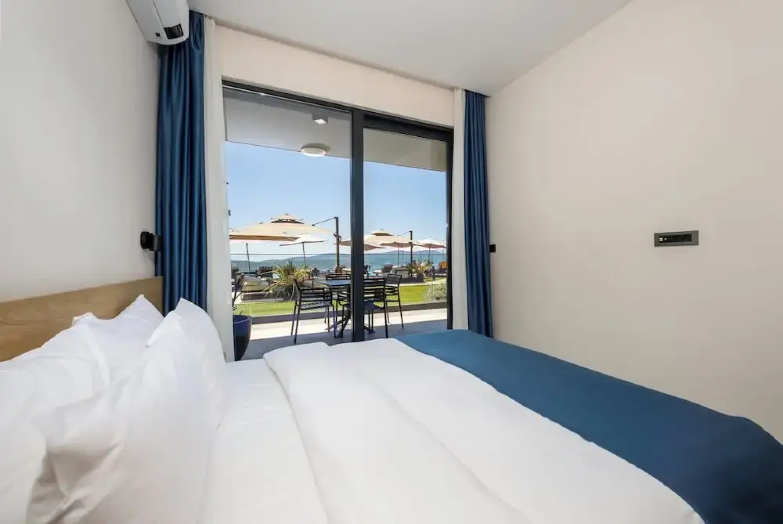 Royal Blue Resort & Residence