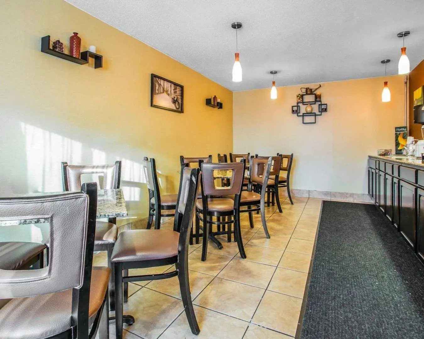 AmericInn by Wyndham Mosinee Central Wisconsin Airport