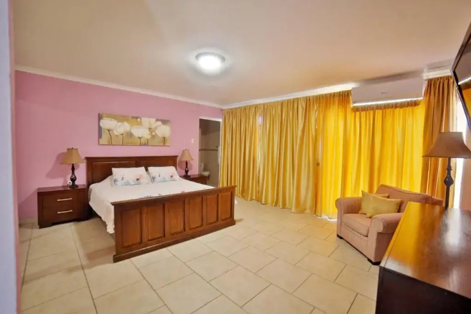 A Ocean View Malmok Villa