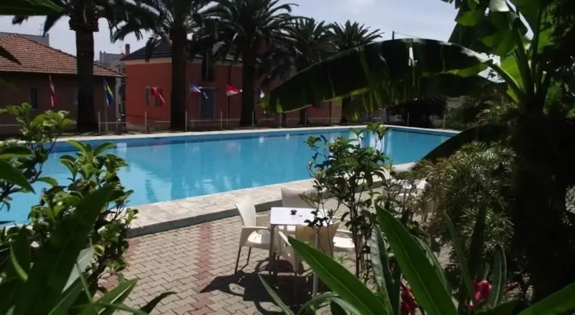 Riviera Suite Apartments