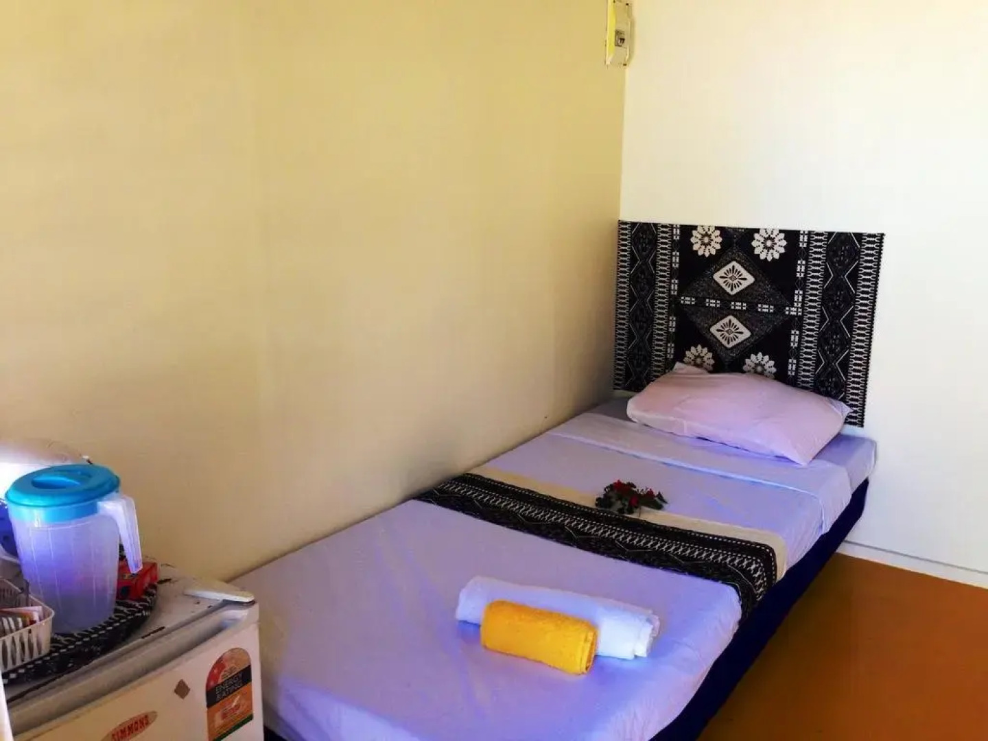 Funky Fish Beach & Surf Resort - Hostel