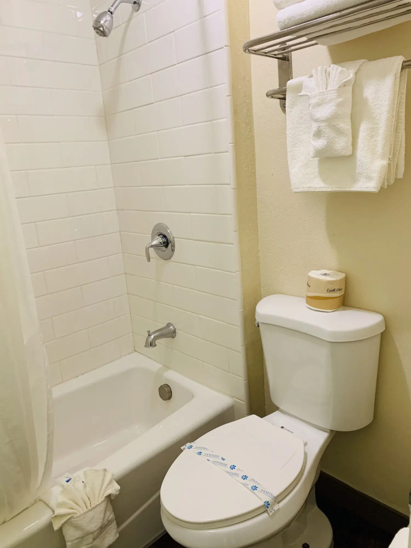 Rodeway Inn Fallbrook Downtown