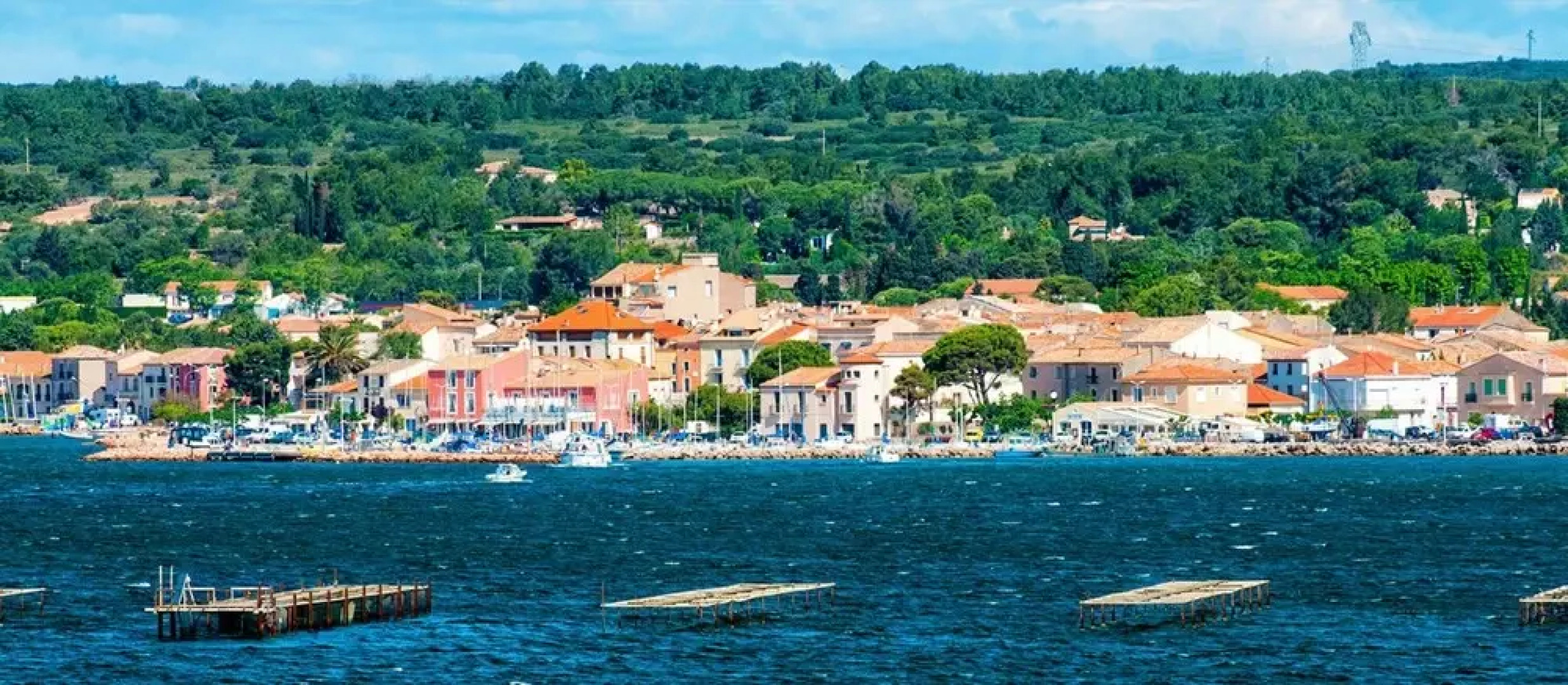 Apartment With one Bedroom in Balaruc-les-bains, With Wonderful Lake V