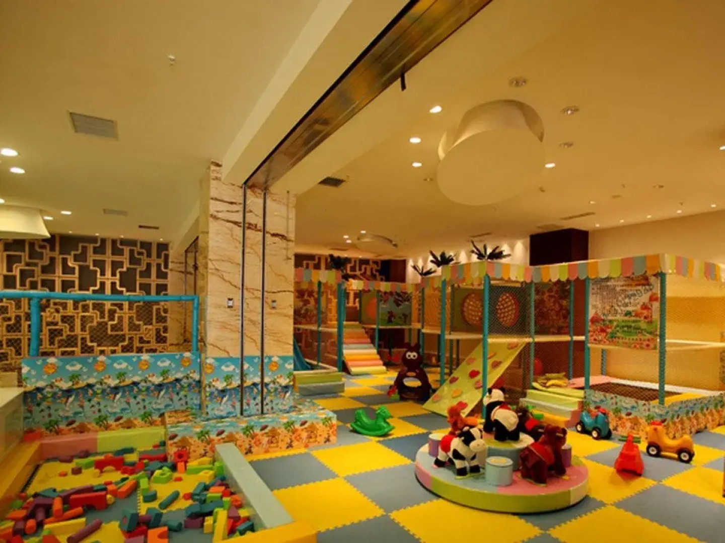 Top Elites City Resort Spa Hotel