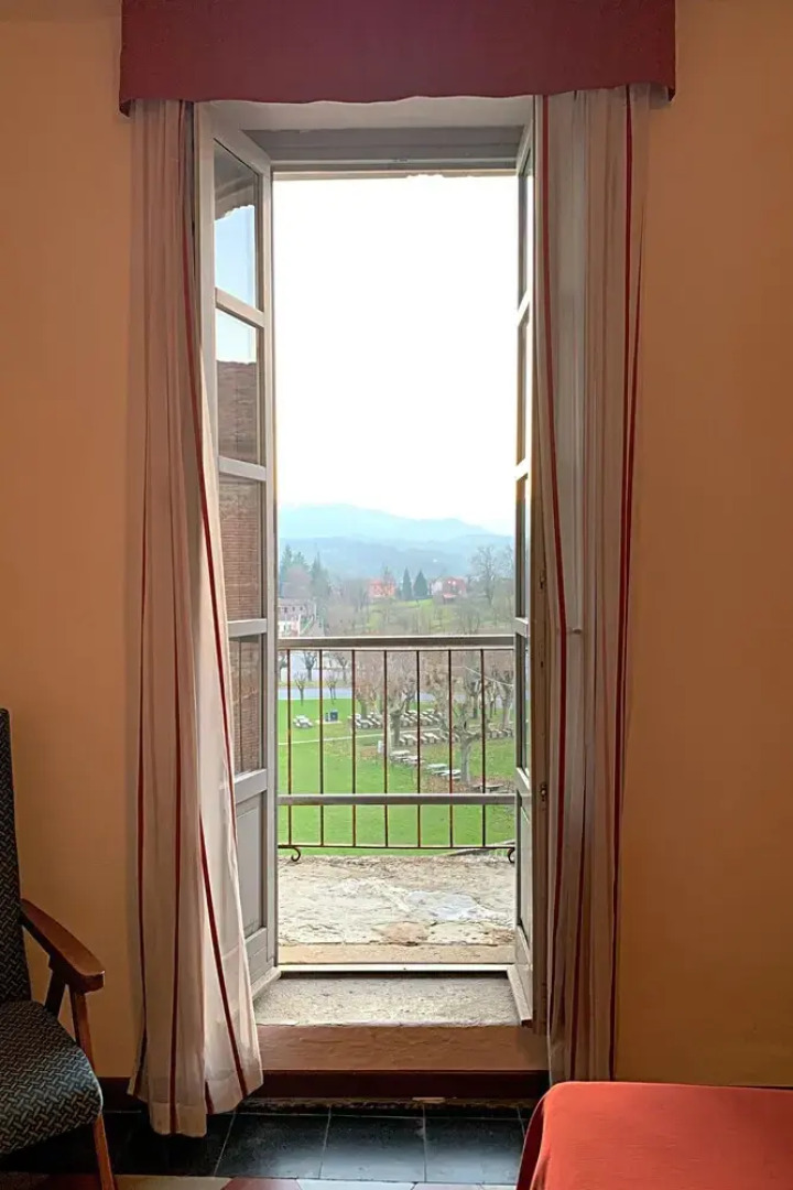 Casa Regina Montis Regalis