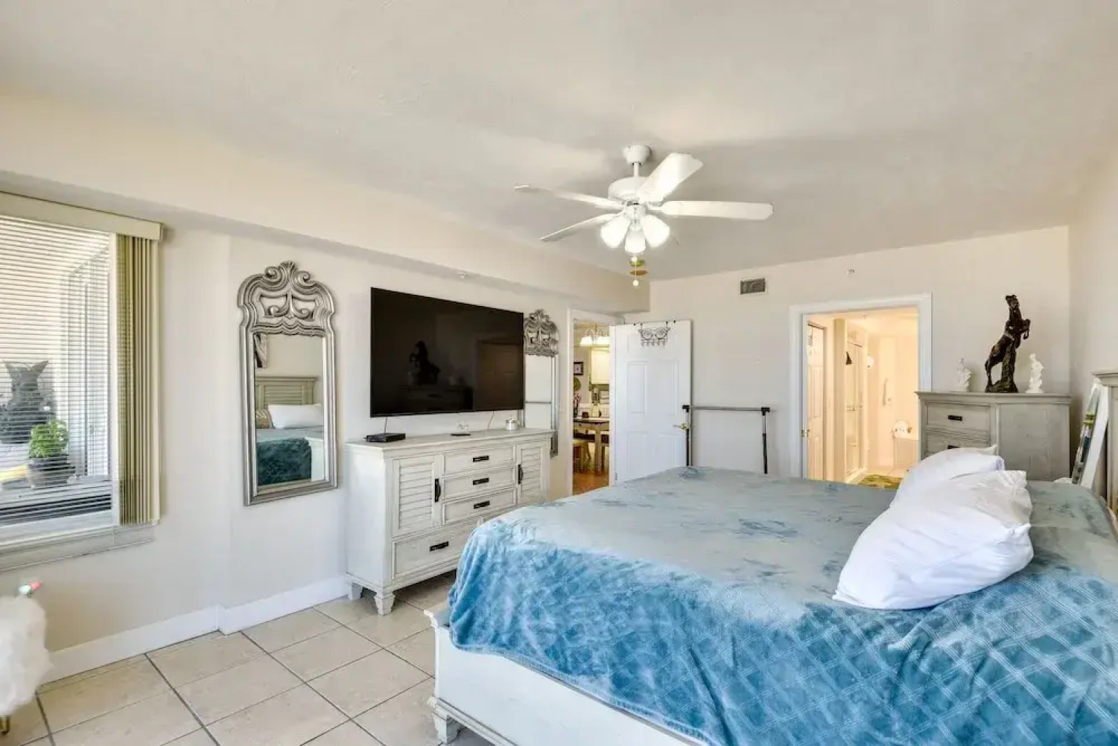 Eclectic Daytona Beach Condo w/ Breathtaking View!