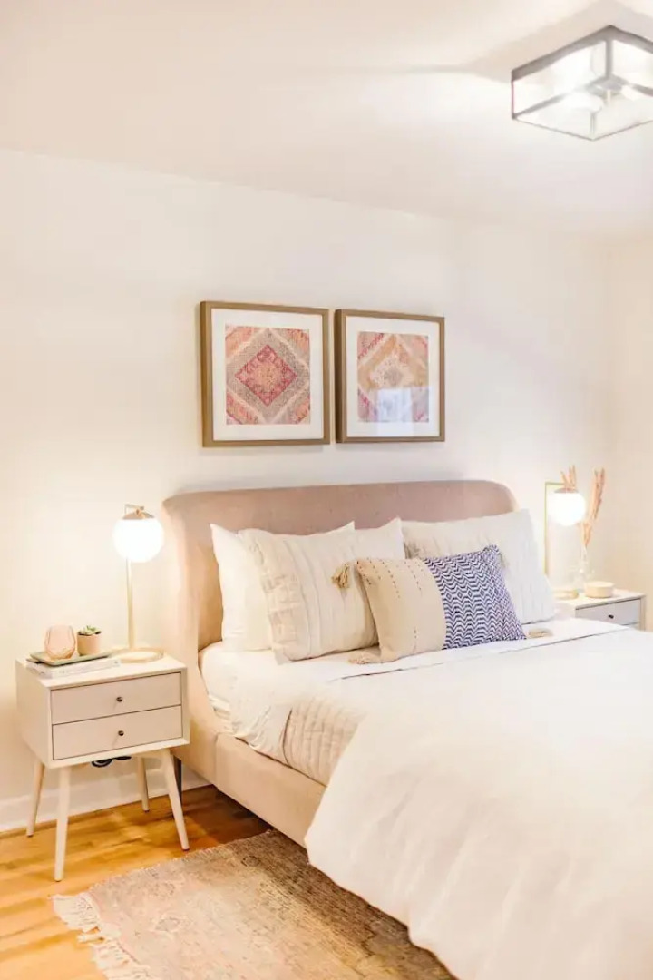 The Ballard Socialite