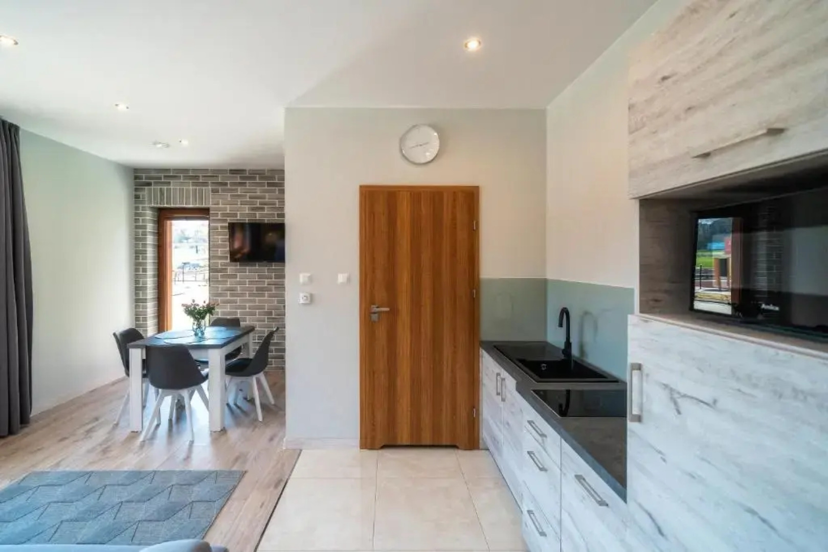 Przy Termach Domki Pokoje Apartamenty