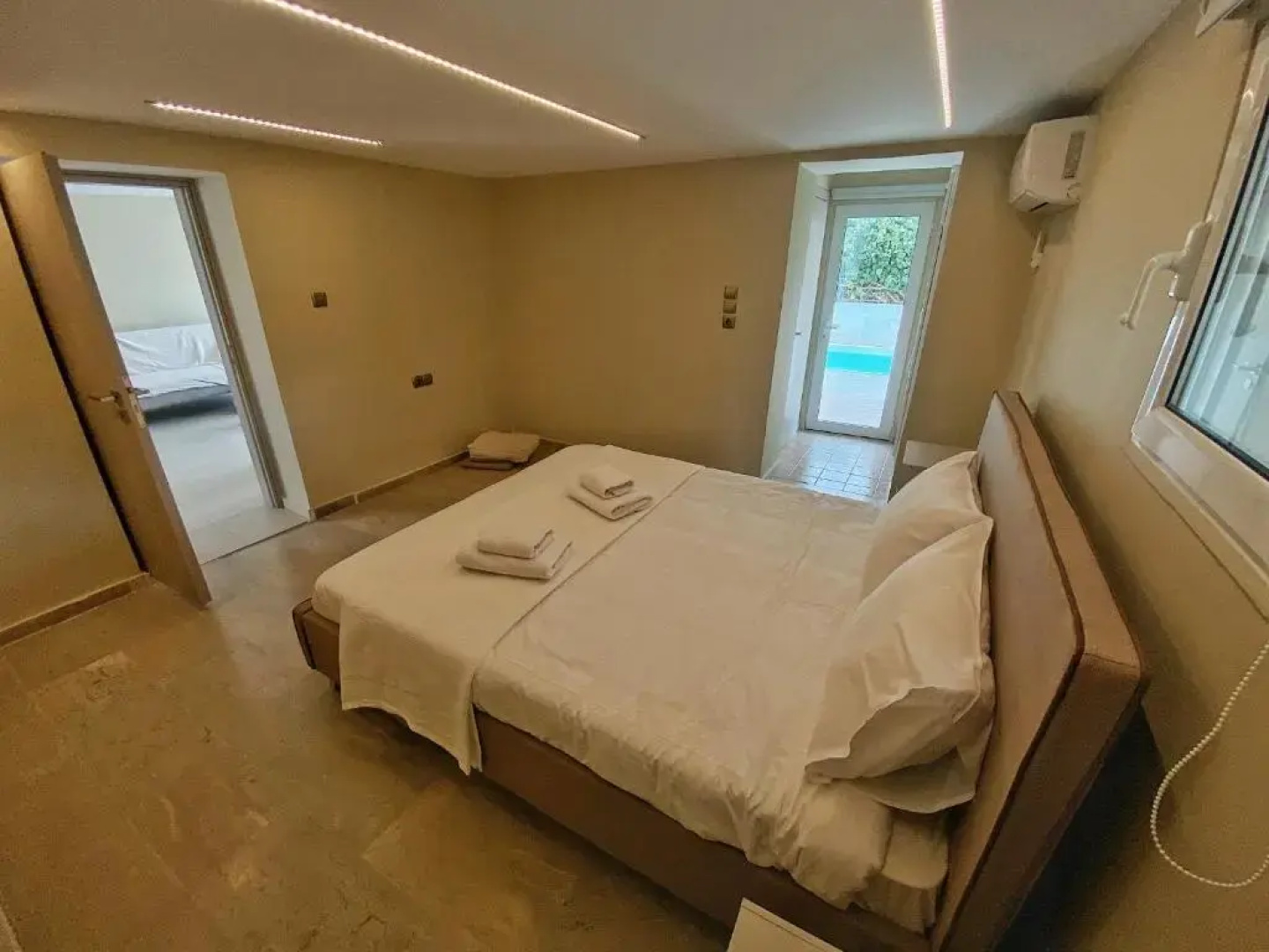 Pool Villa Lagonisi 5min from Beach