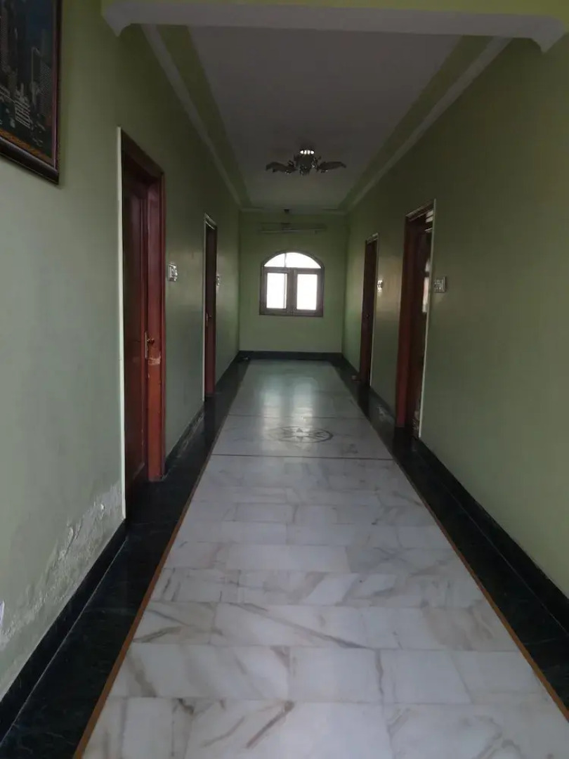 SPOT ON 3054 Hotel New Center Point