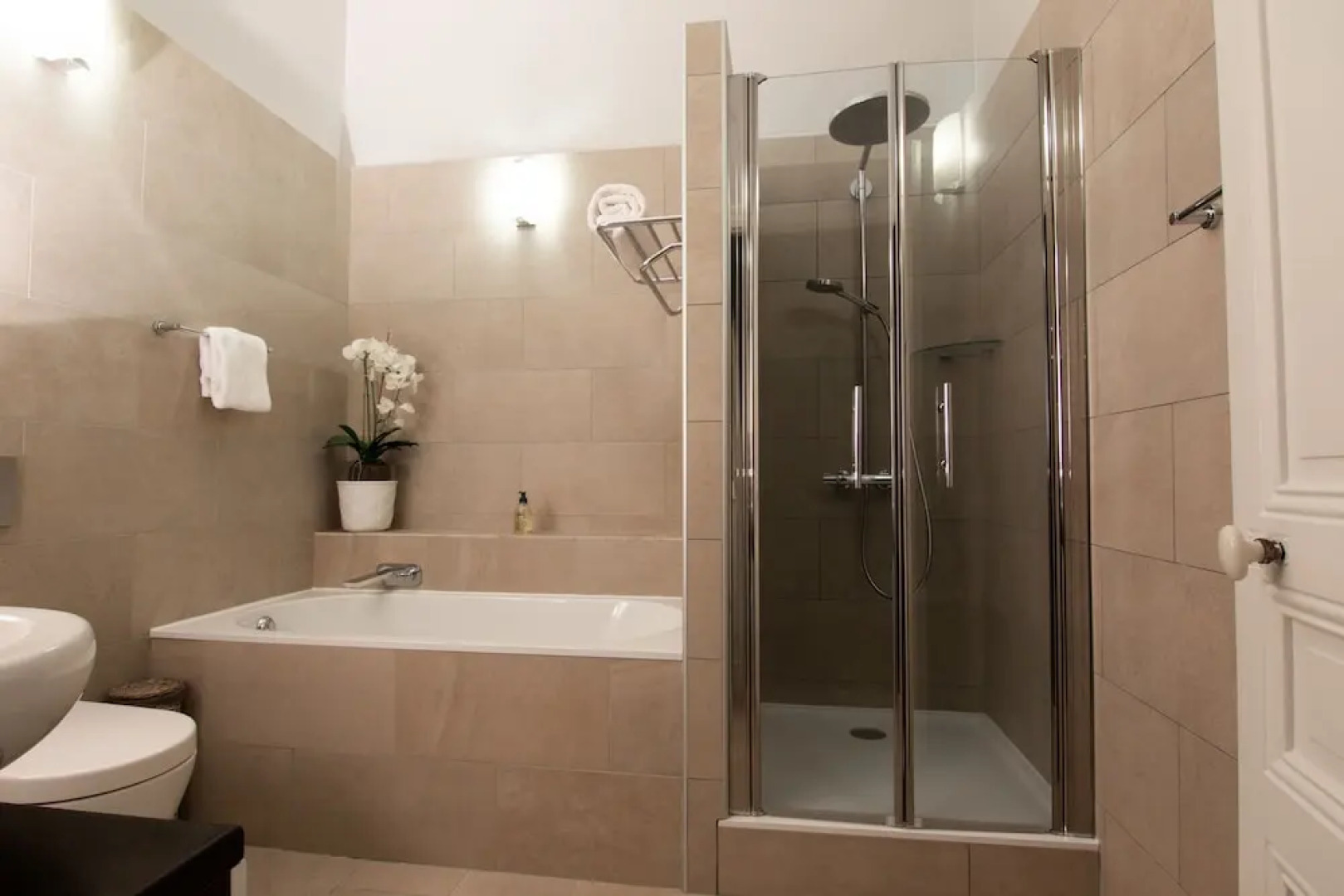 Chateau Terre Blanche