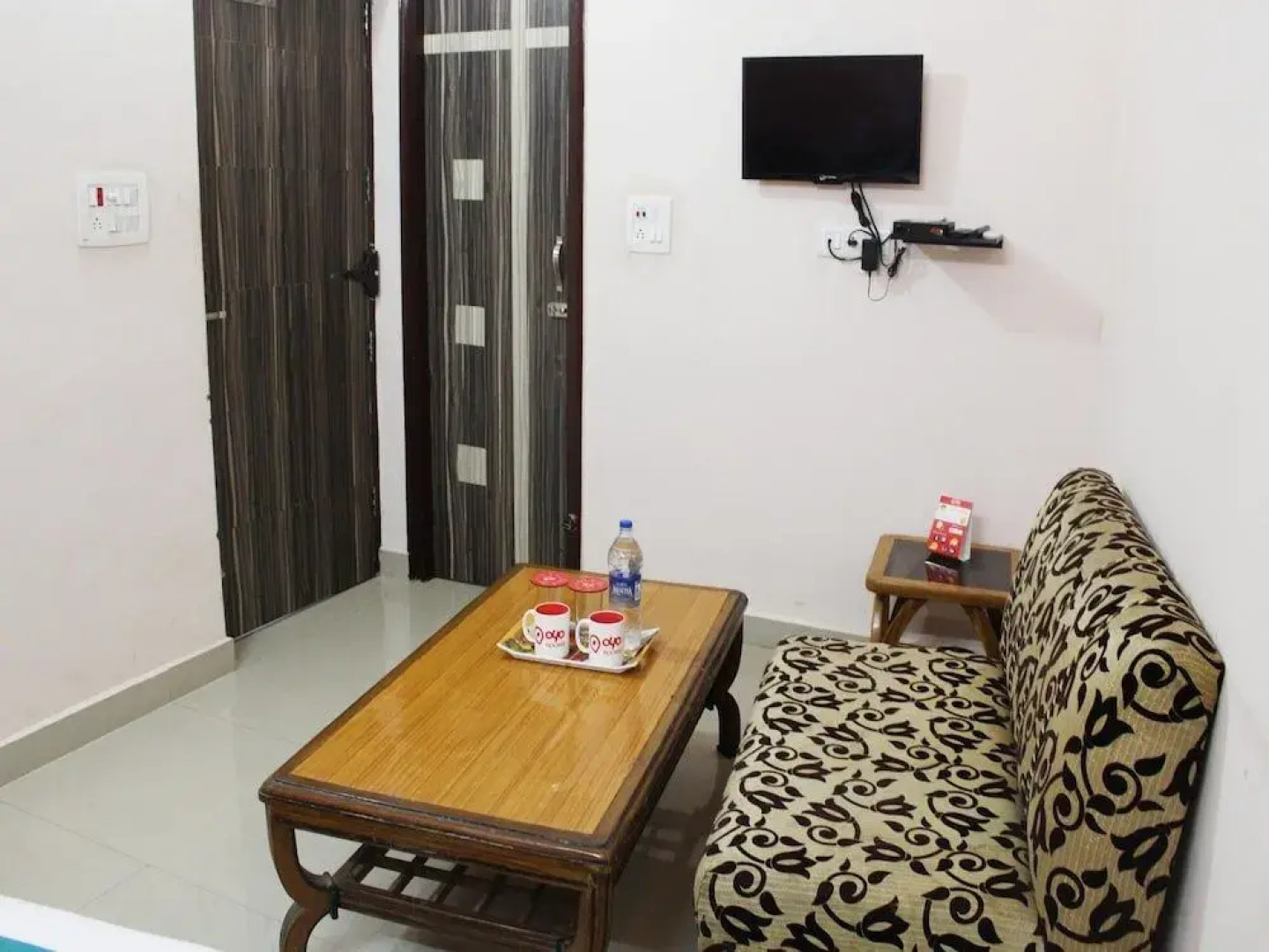 Oyo 2857 Hotel Delite