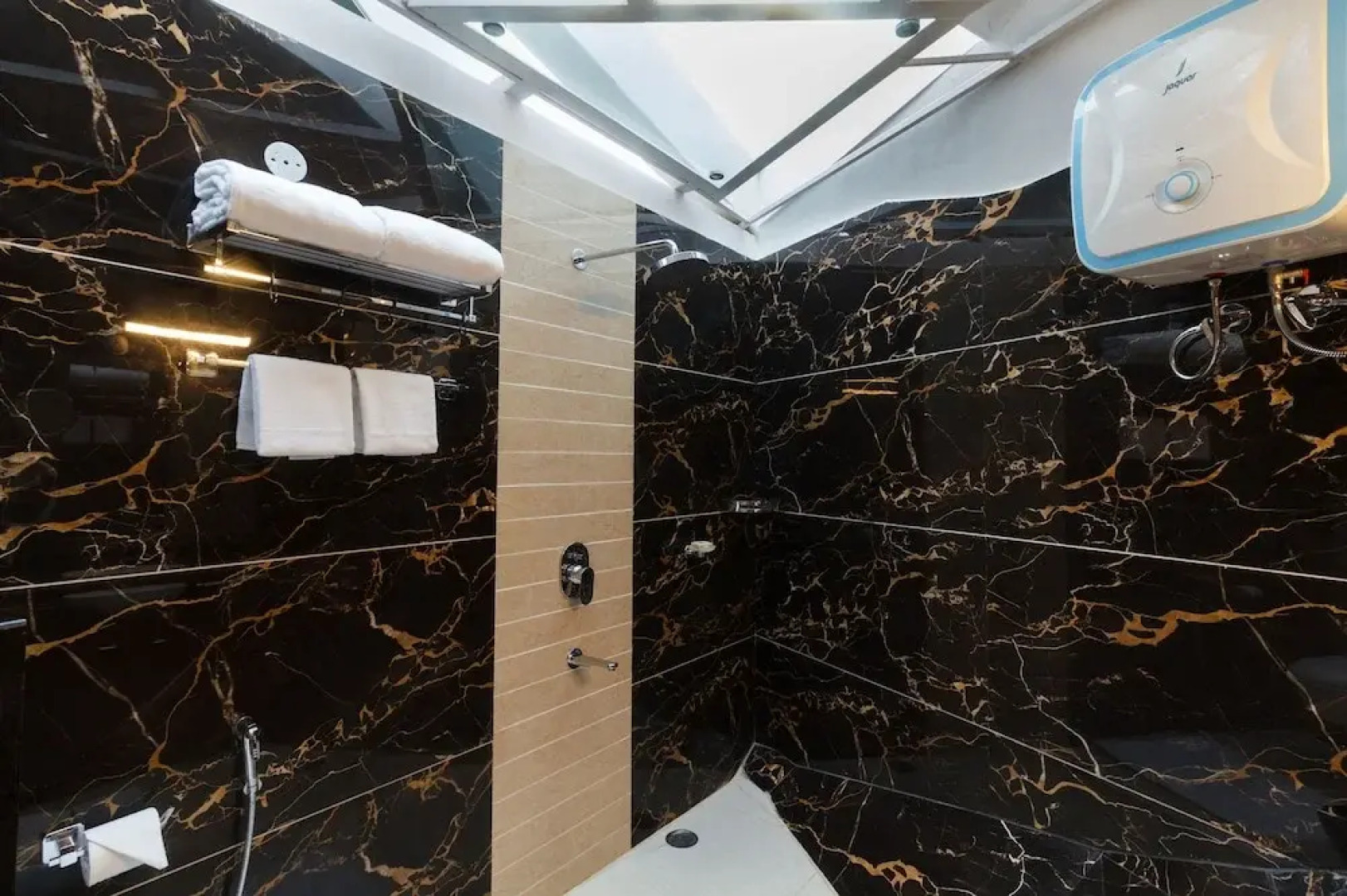 Tree of Life Eila Art Hotel