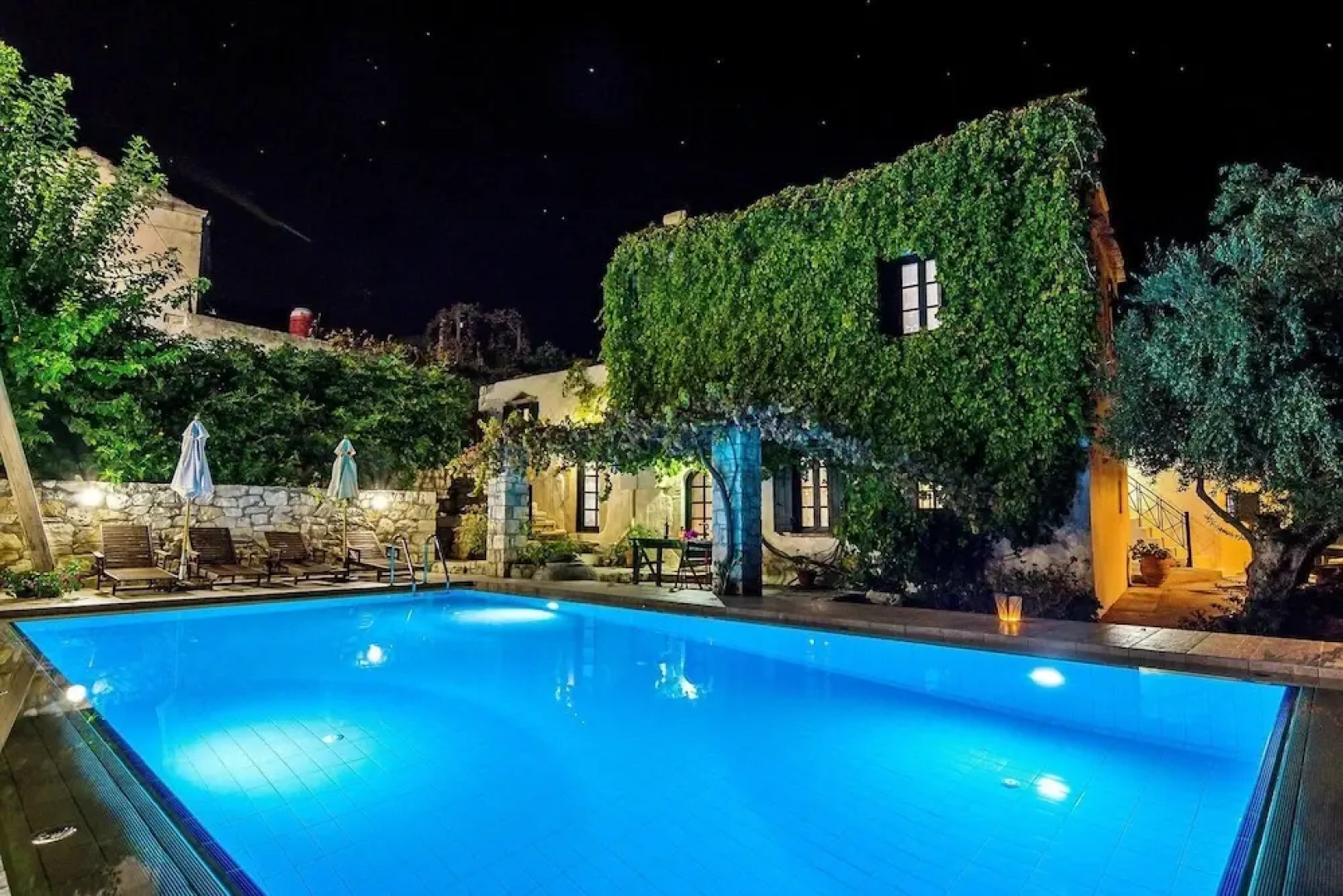 Dream 1 -traditional House With Pool To Share