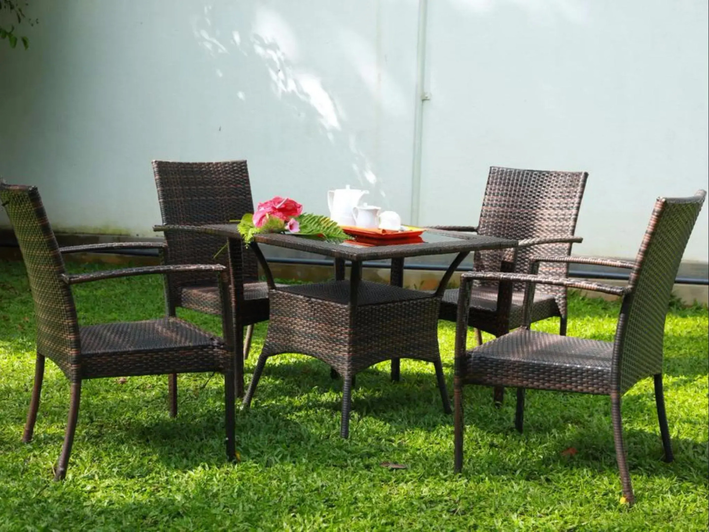 Travelers Lodge by City Hub