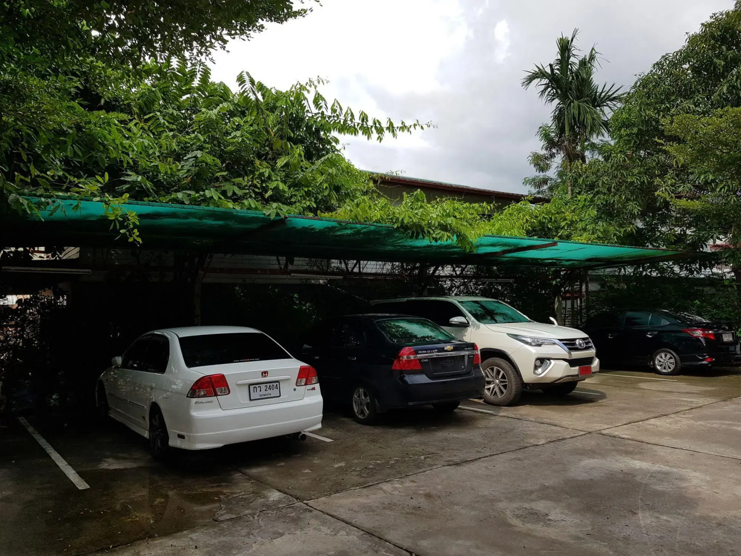 Chatchawan Apartment