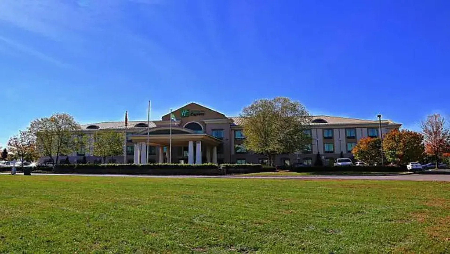 Holiday Inn Express & Suites Hagerstown by IHG