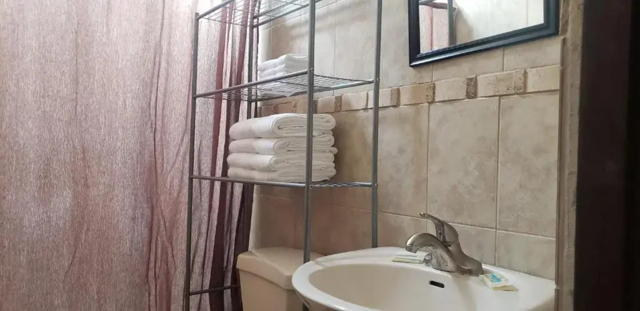 Discovery Beach Apartments