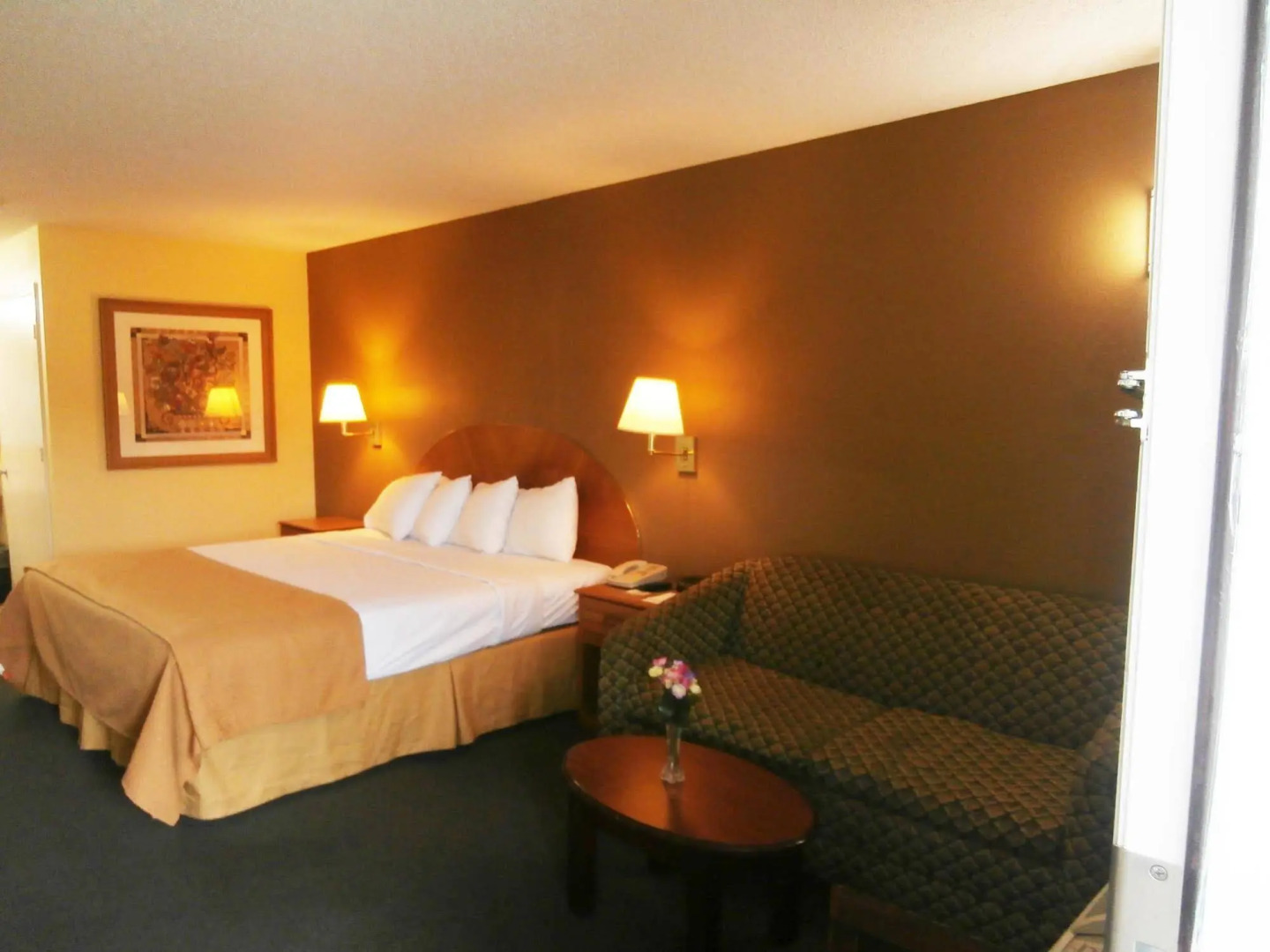 Loyalty Inn Hawkinsville