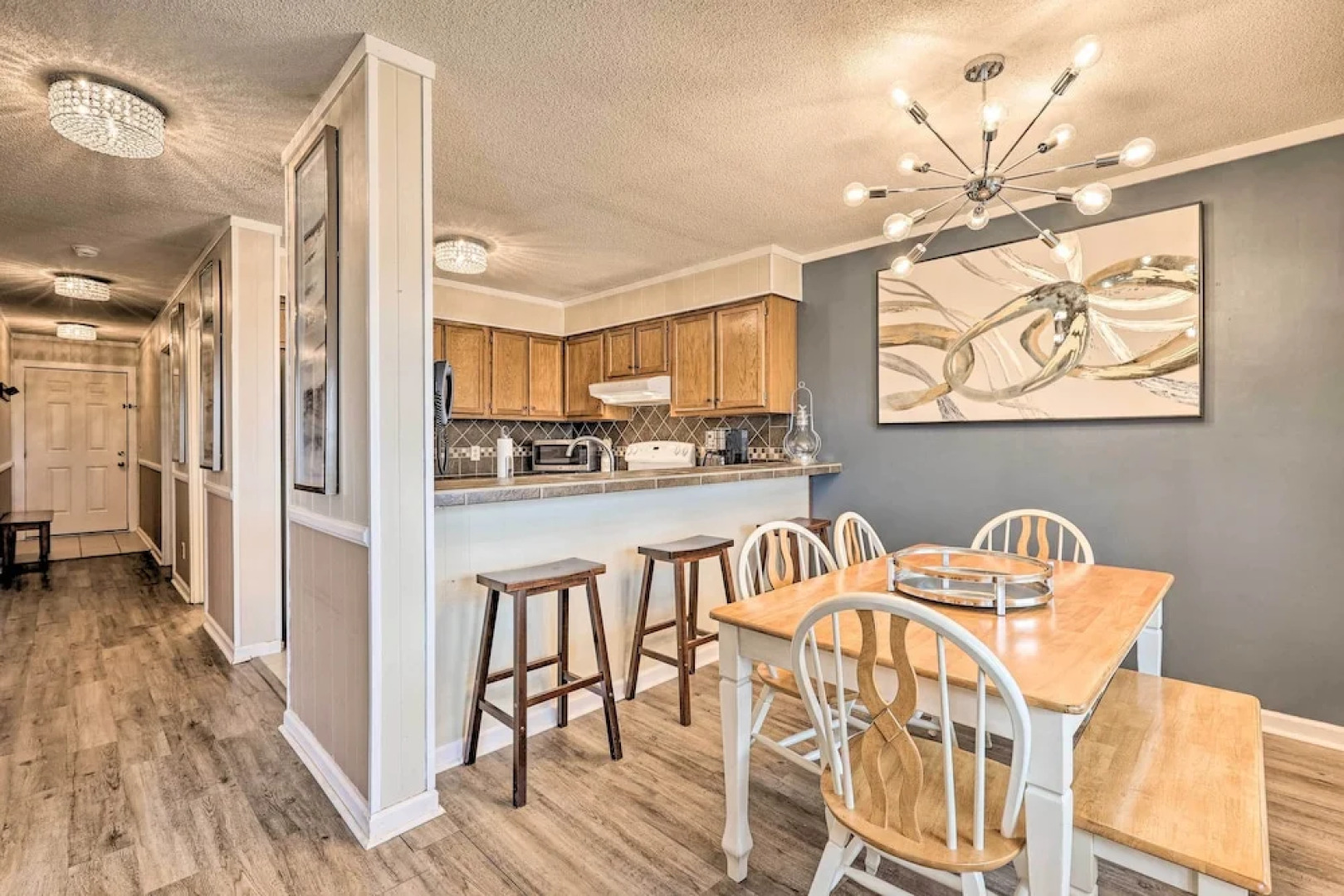 2 Mi to Skiing: Beech Mountain Resort Condo!