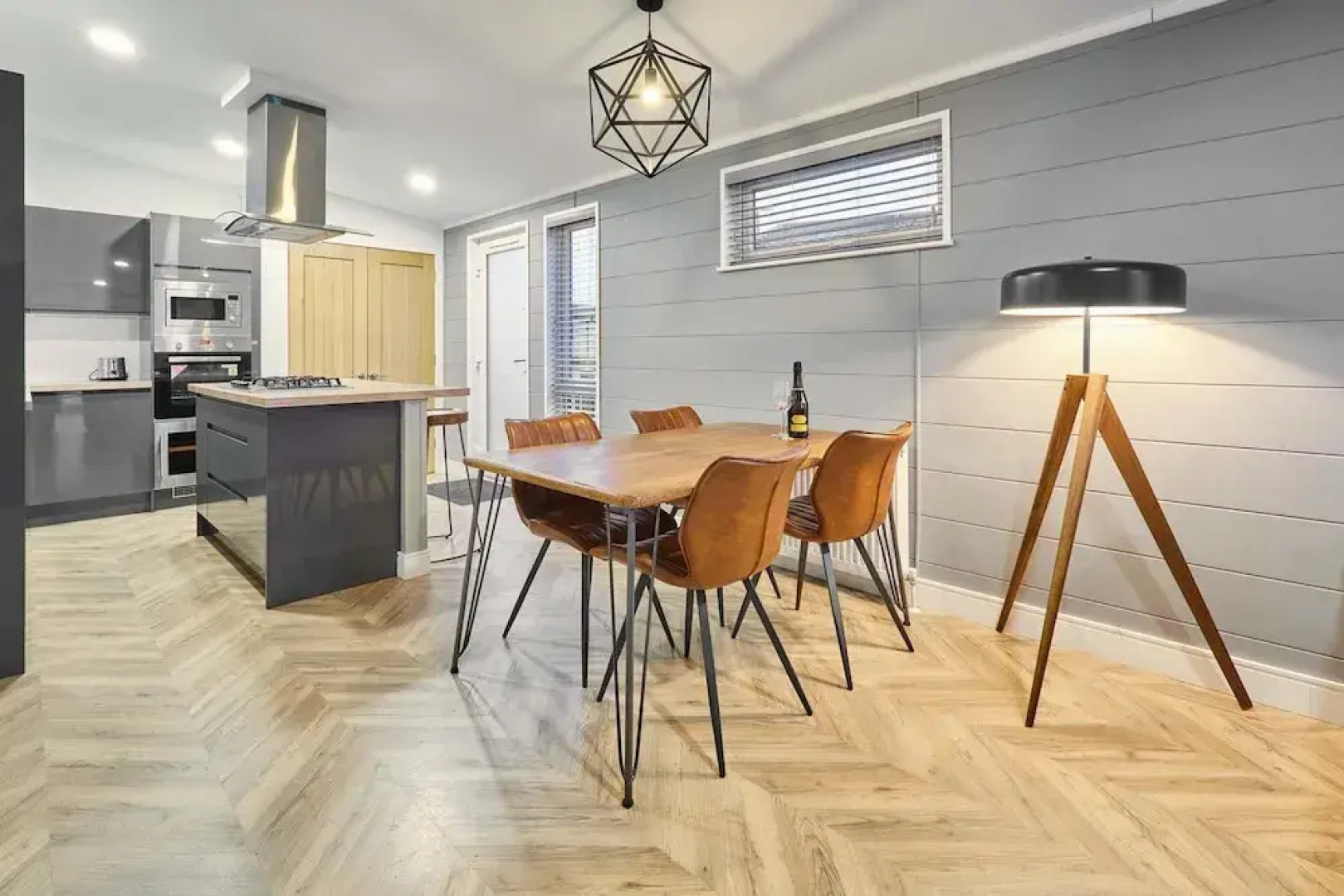 Host Stay Sycamore Spa Lodge