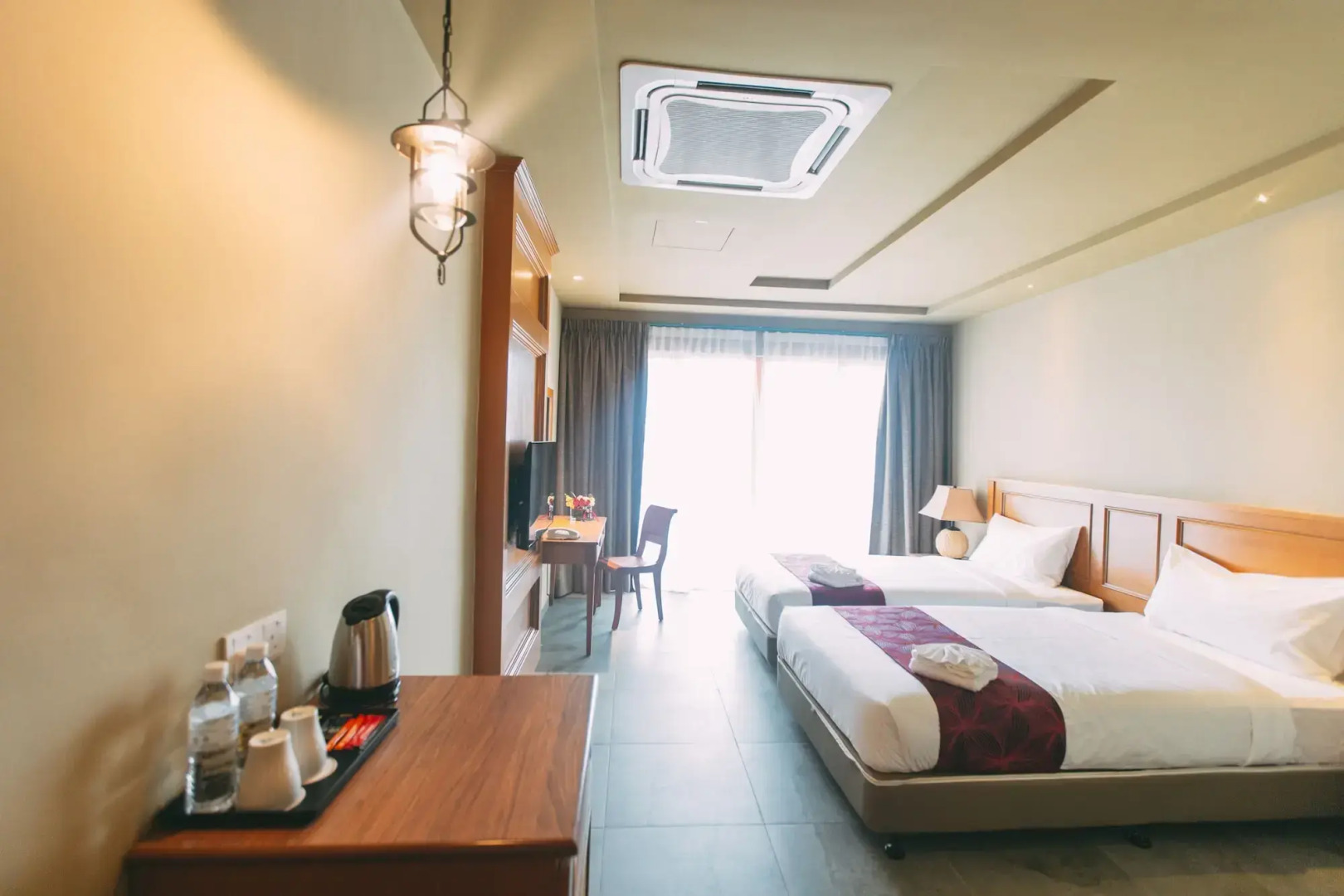 Tasik Villa International Resort