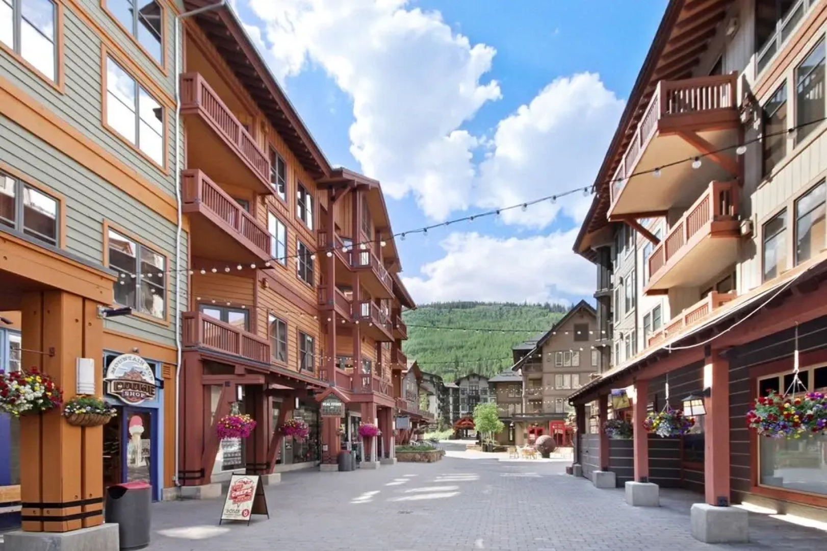 Best Location On The Mountain, Amazing View - CO204 by RedAwning