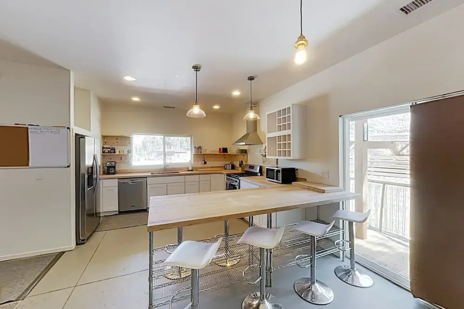 New Listing! Modern New-build In Kachina Ge 4 Bedroom Home