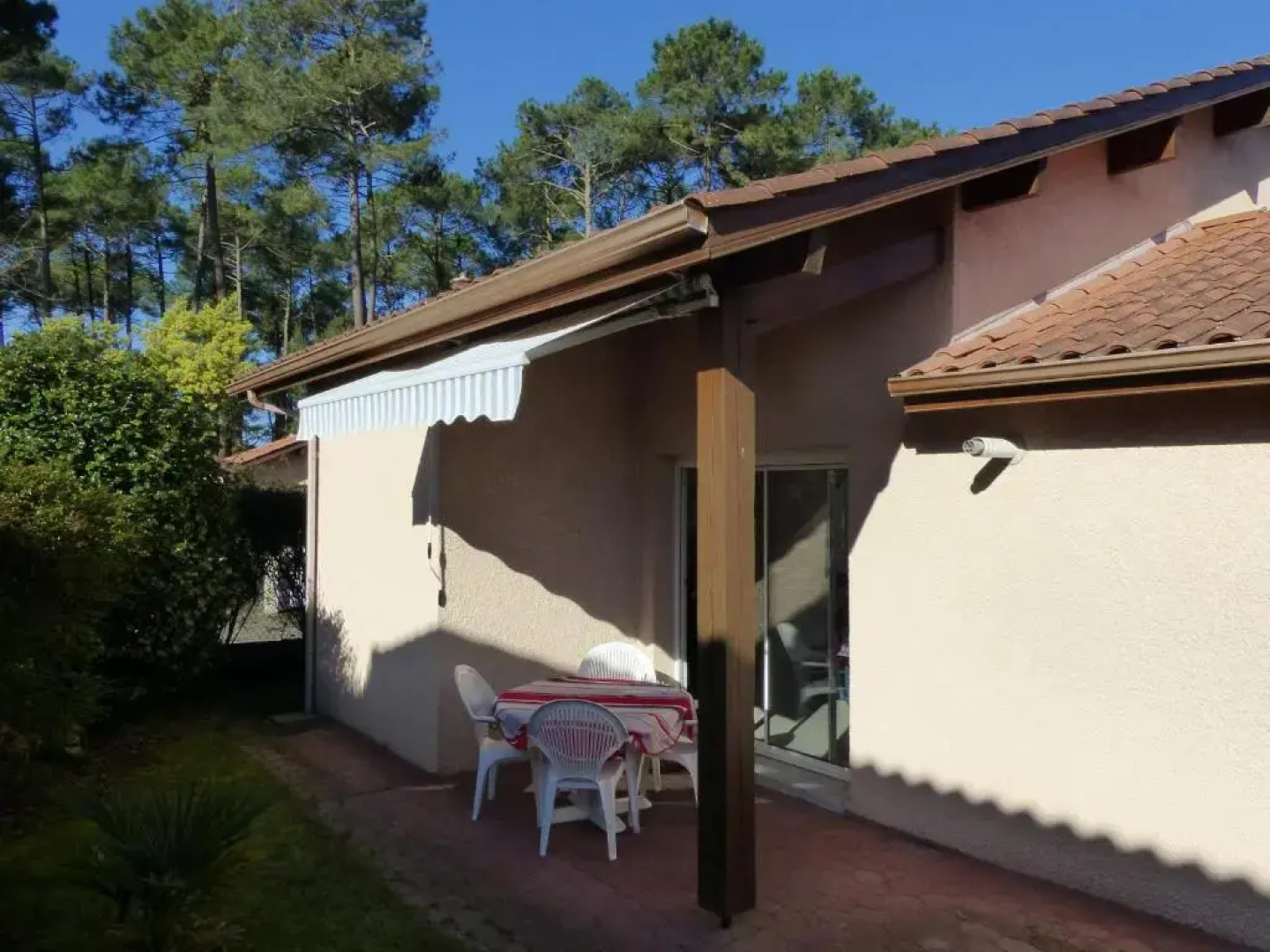 CAPBRETON Résidence LE BOSQUET AUX ECUREUILS Villa avec piscine en copropriété