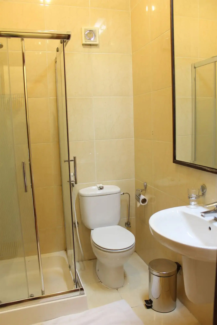 Le Royal Express Salmiya Hotel