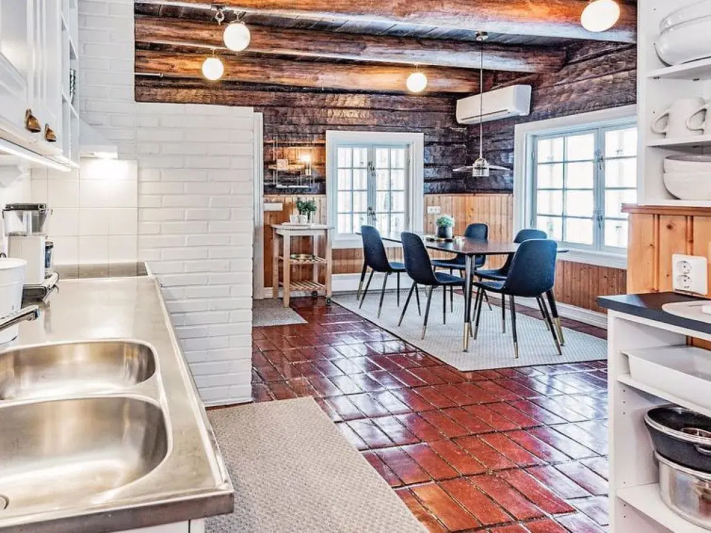 Holiday Home Sepelkyyhky