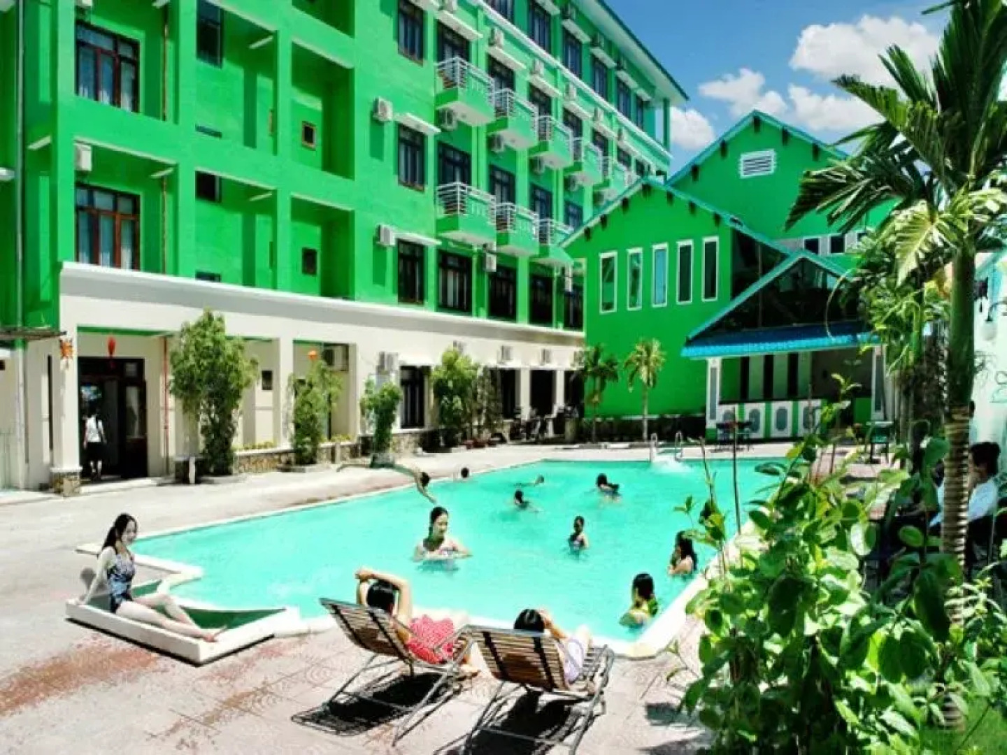 Biệt thự xanh lam